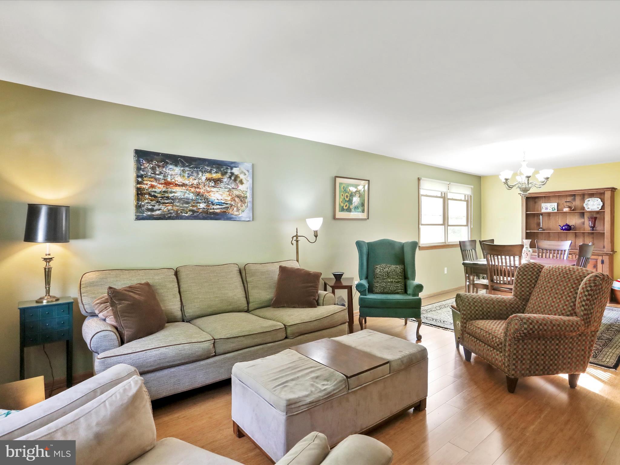 WEST SIDE - Residential