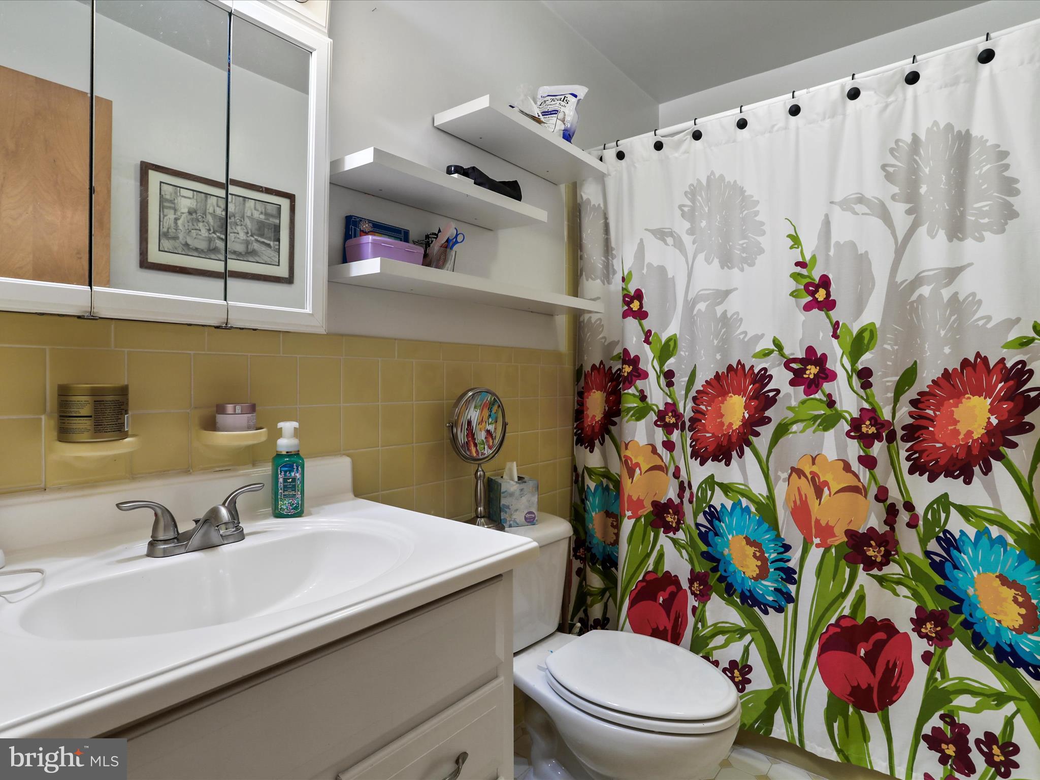 WEST SIDE - Residential