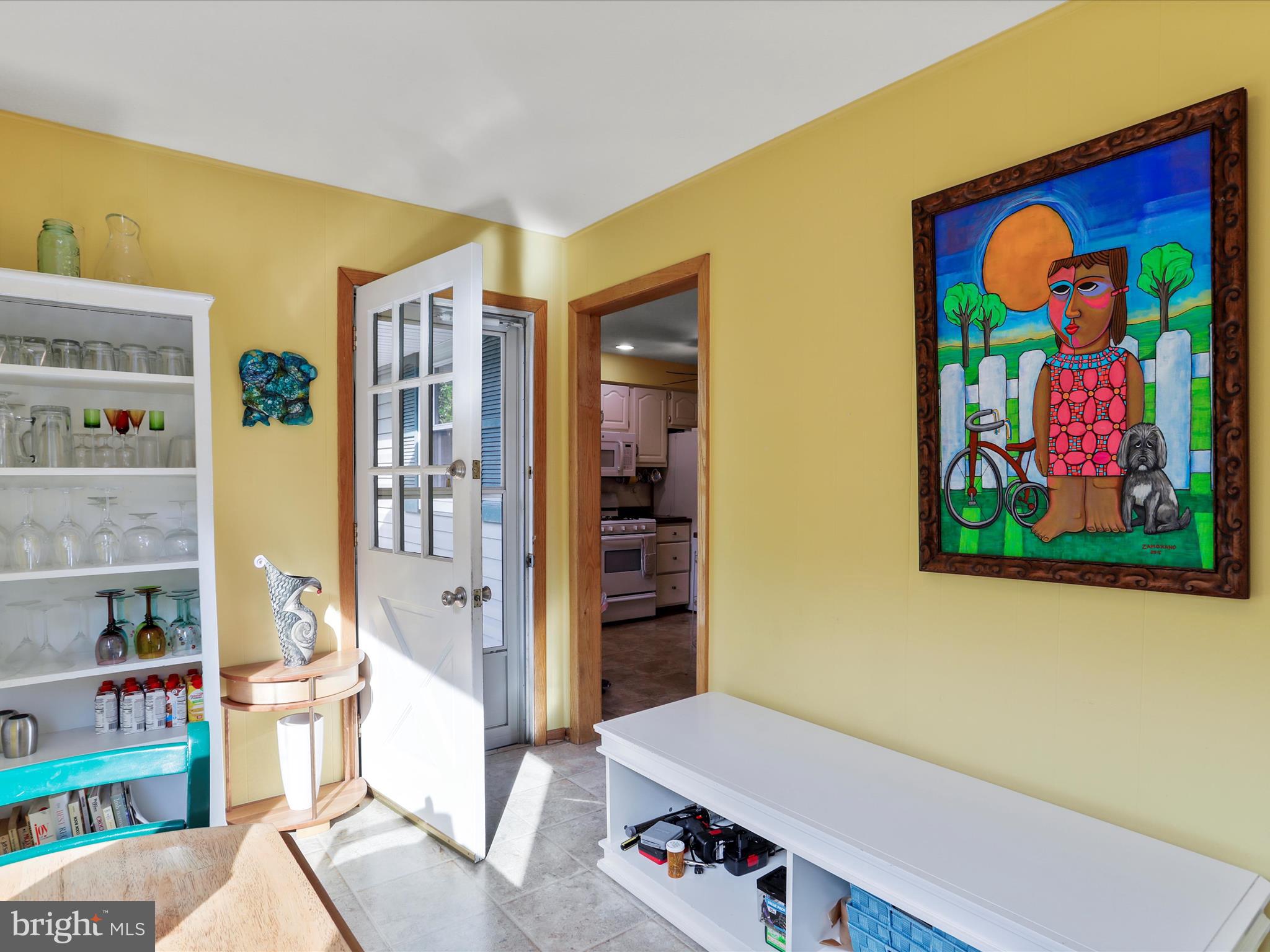 WEST SIDE - Residential