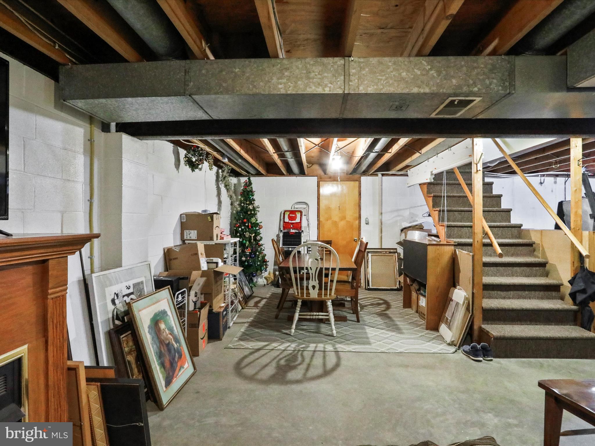 WEST SIDE - Residential