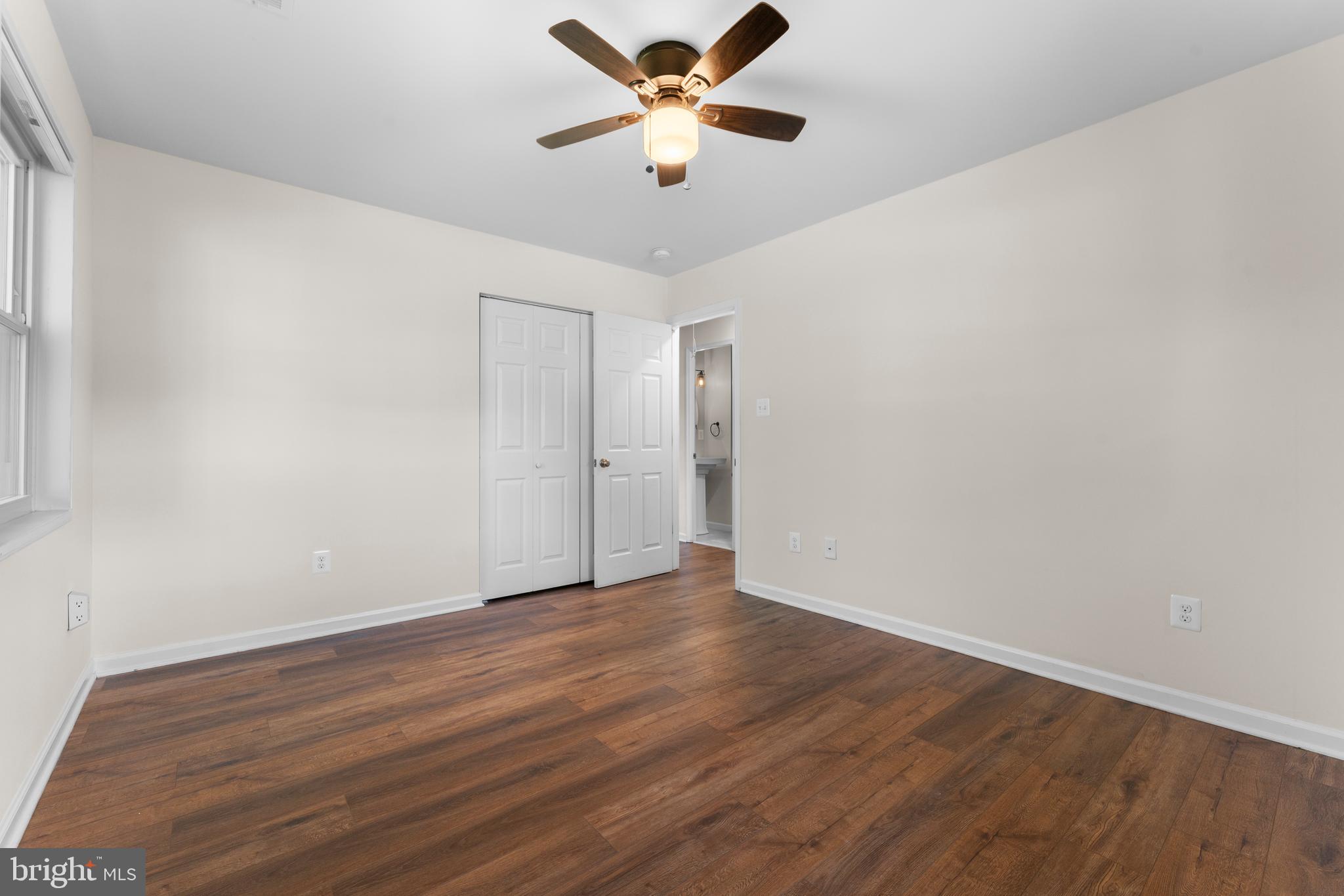 LINCOLNIA HEIGHTS - Residential Lease