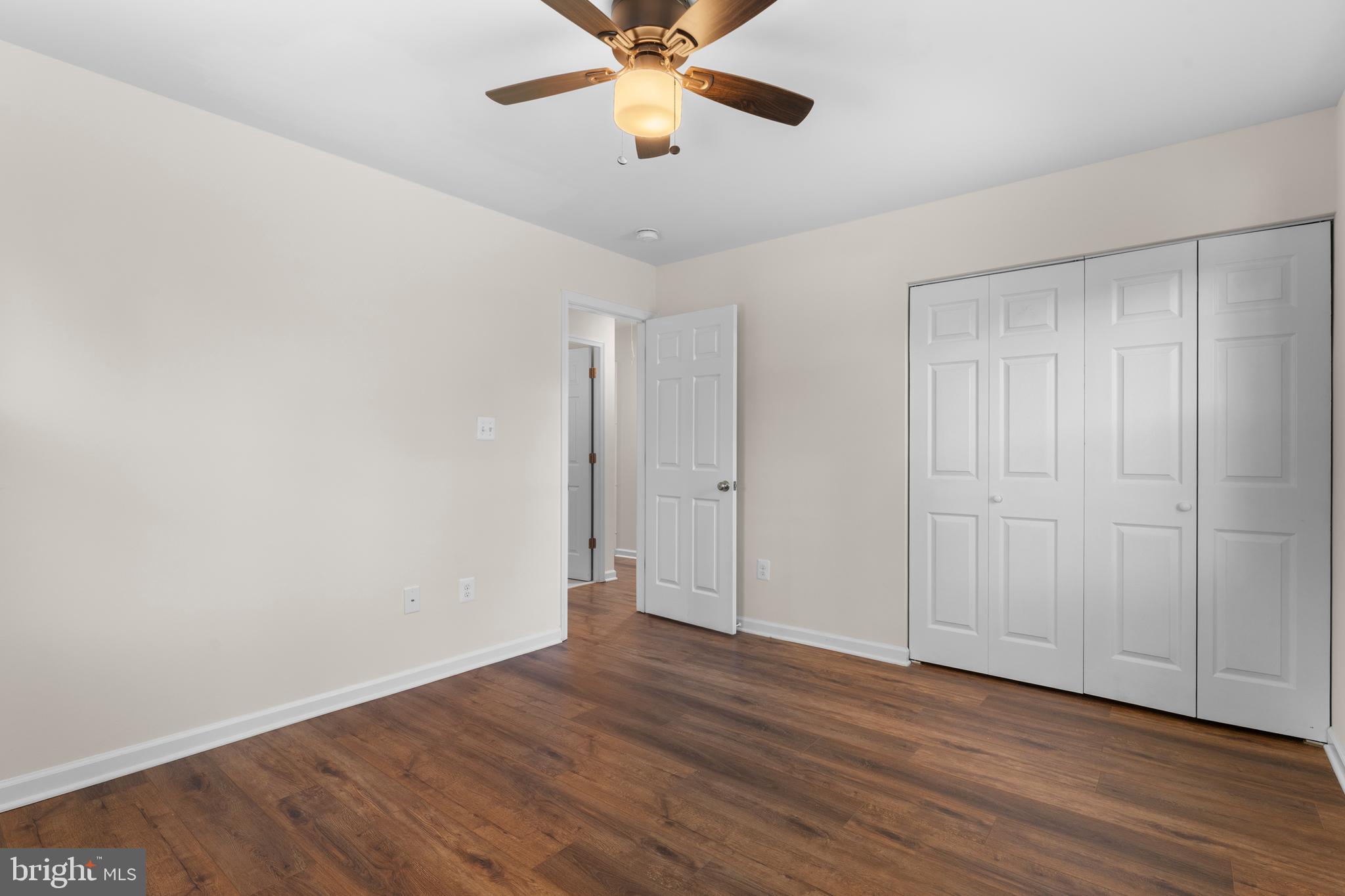 LINCOLNIA HEIGHTS - Residential Lease