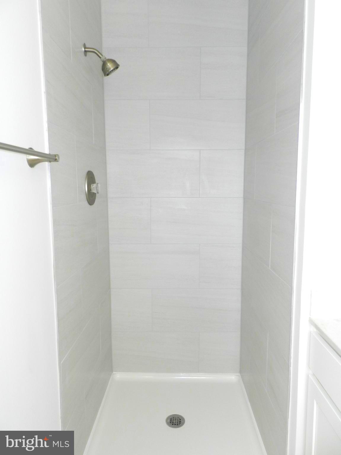 MEADOWBROOK - Residential Lease