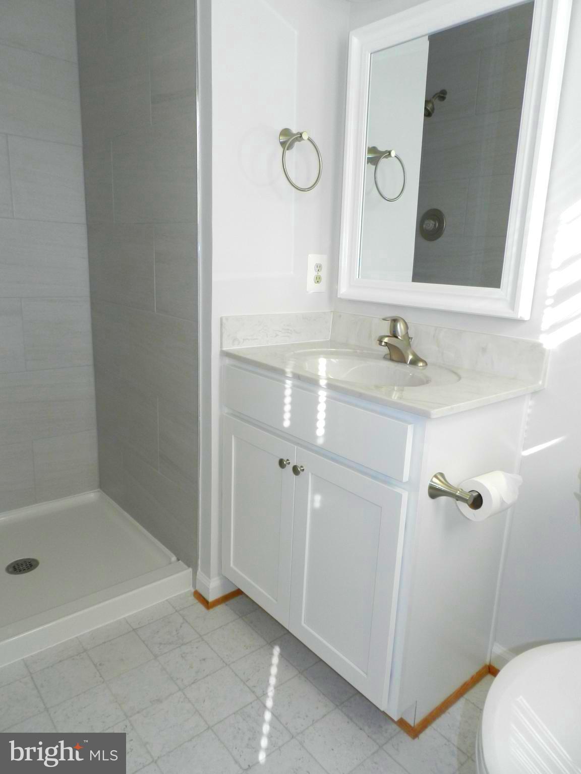 MEADOWBROOK - Residential Lease