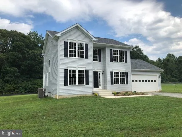 10561 Oak Tree Dr, King George, VA 22485