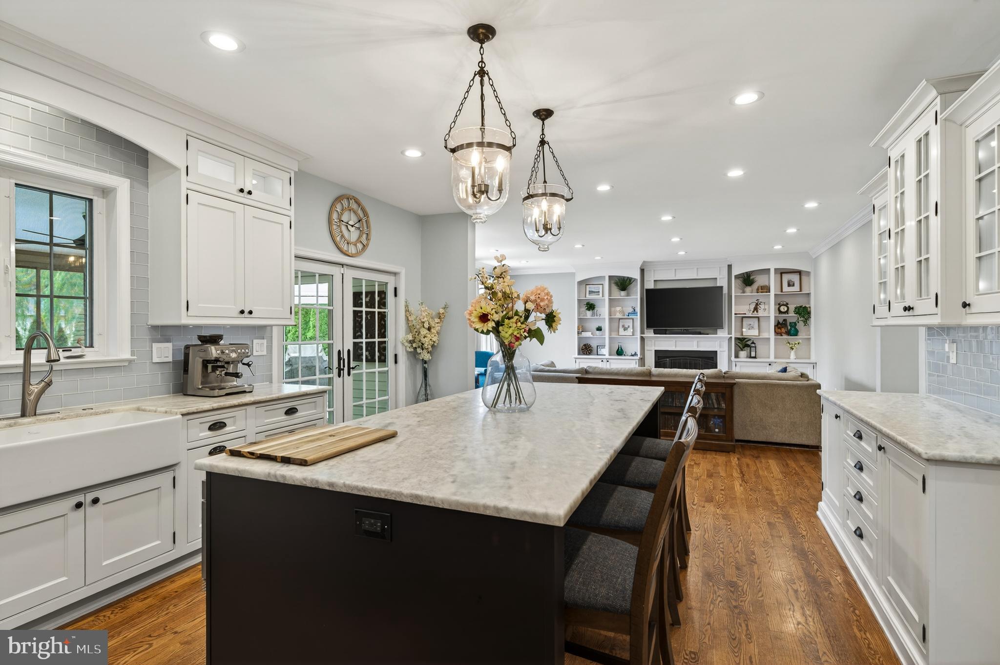 OLD MILL POINTE - Residential