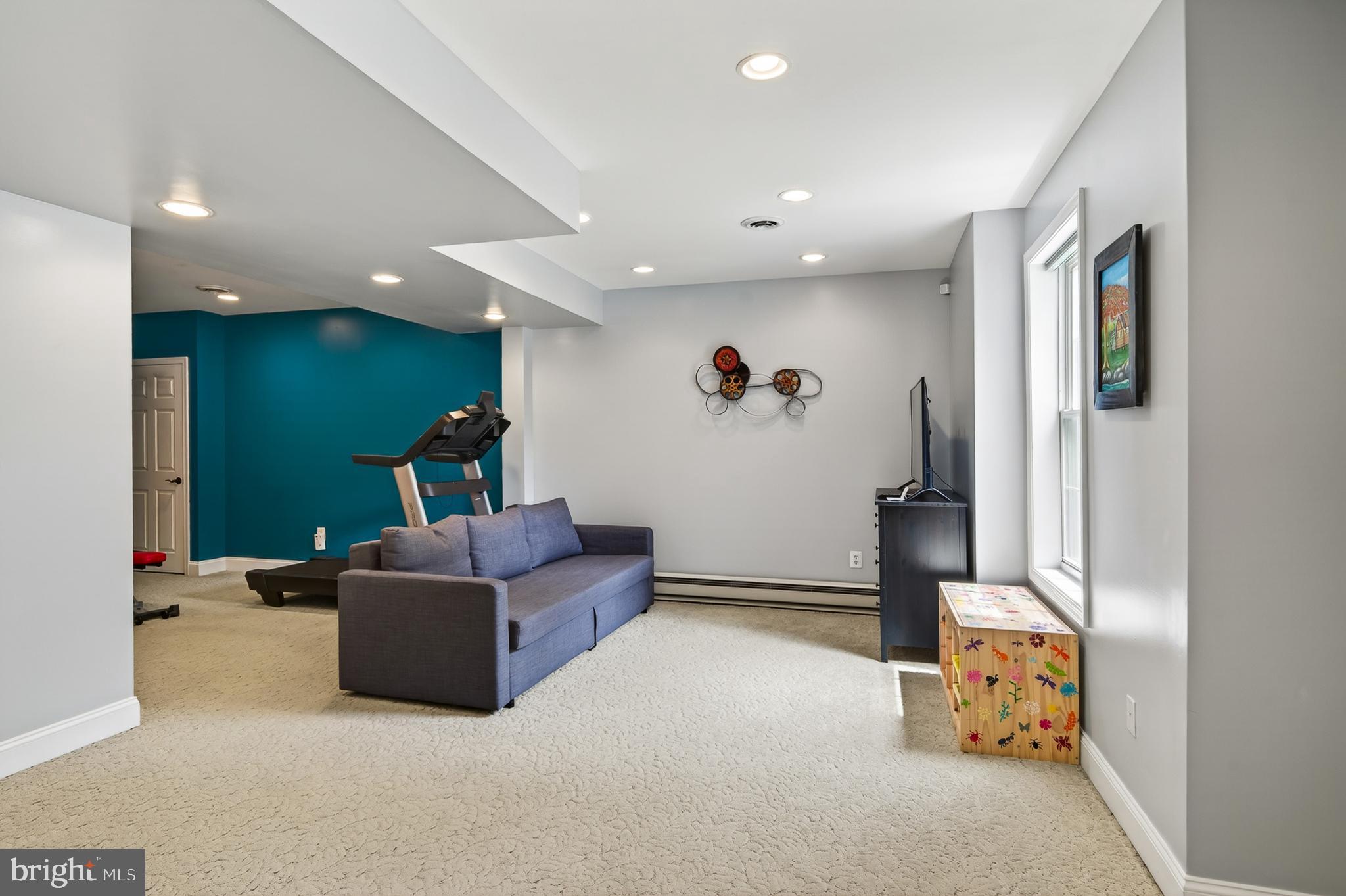 OLD MILL POINTE - Residential
