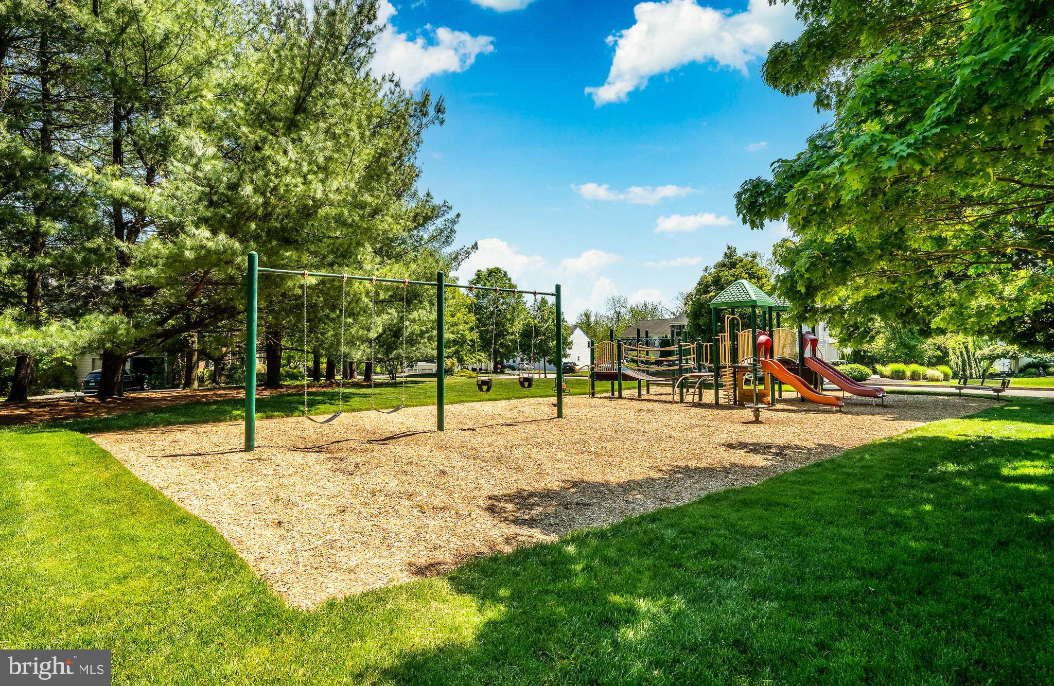 OLD MILL POINTE - Residential