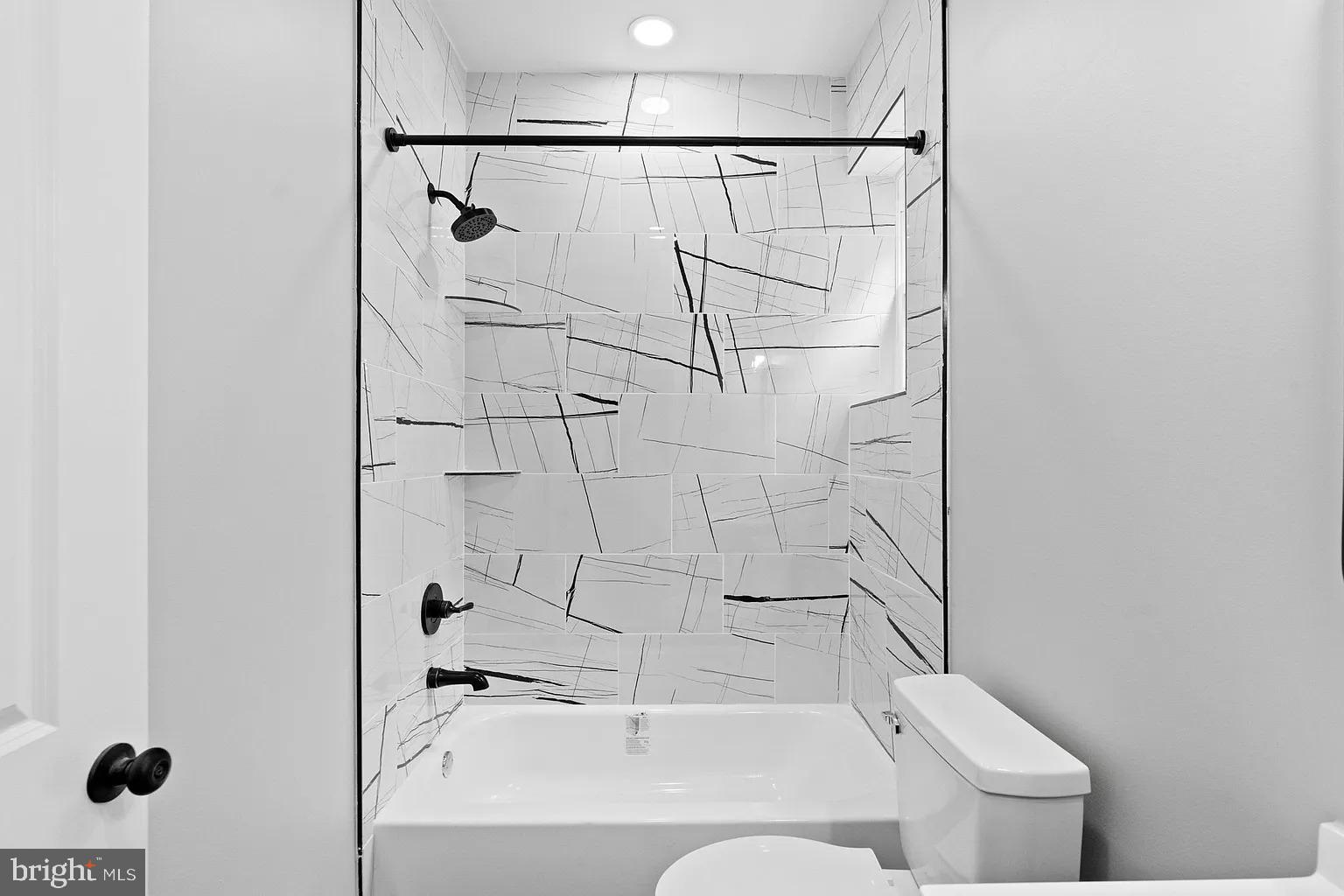 6232 REEDLAND STREET 1