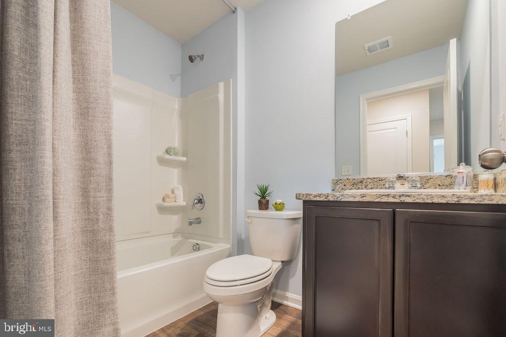 WILDERNESS SHORES - Residential