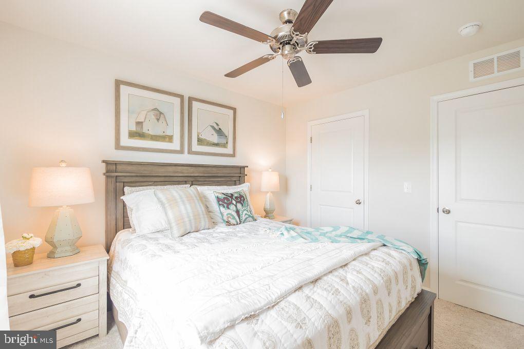 WILDERNESS SHORES - Residential