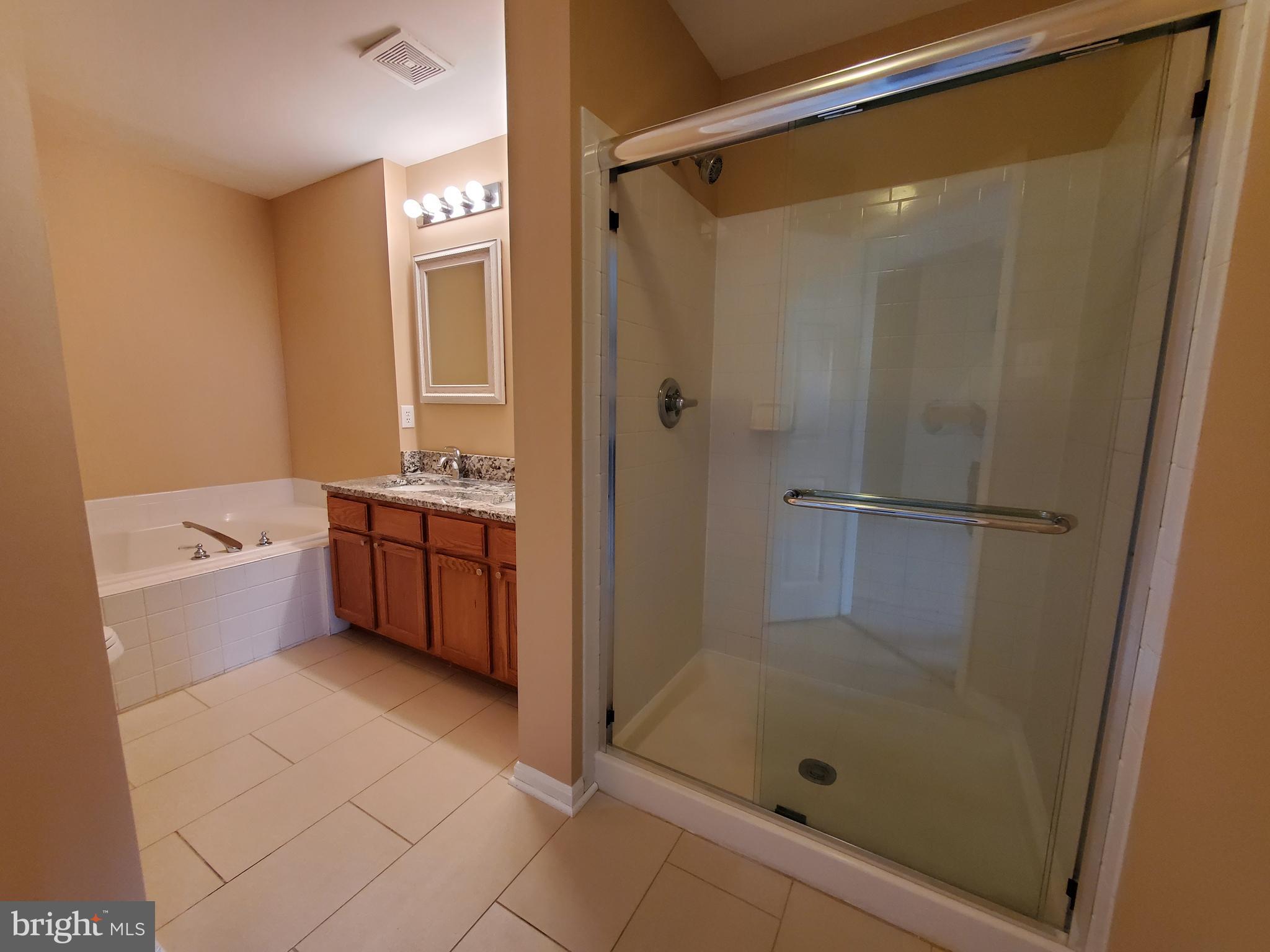 KINGSBROOK - Residential Lease