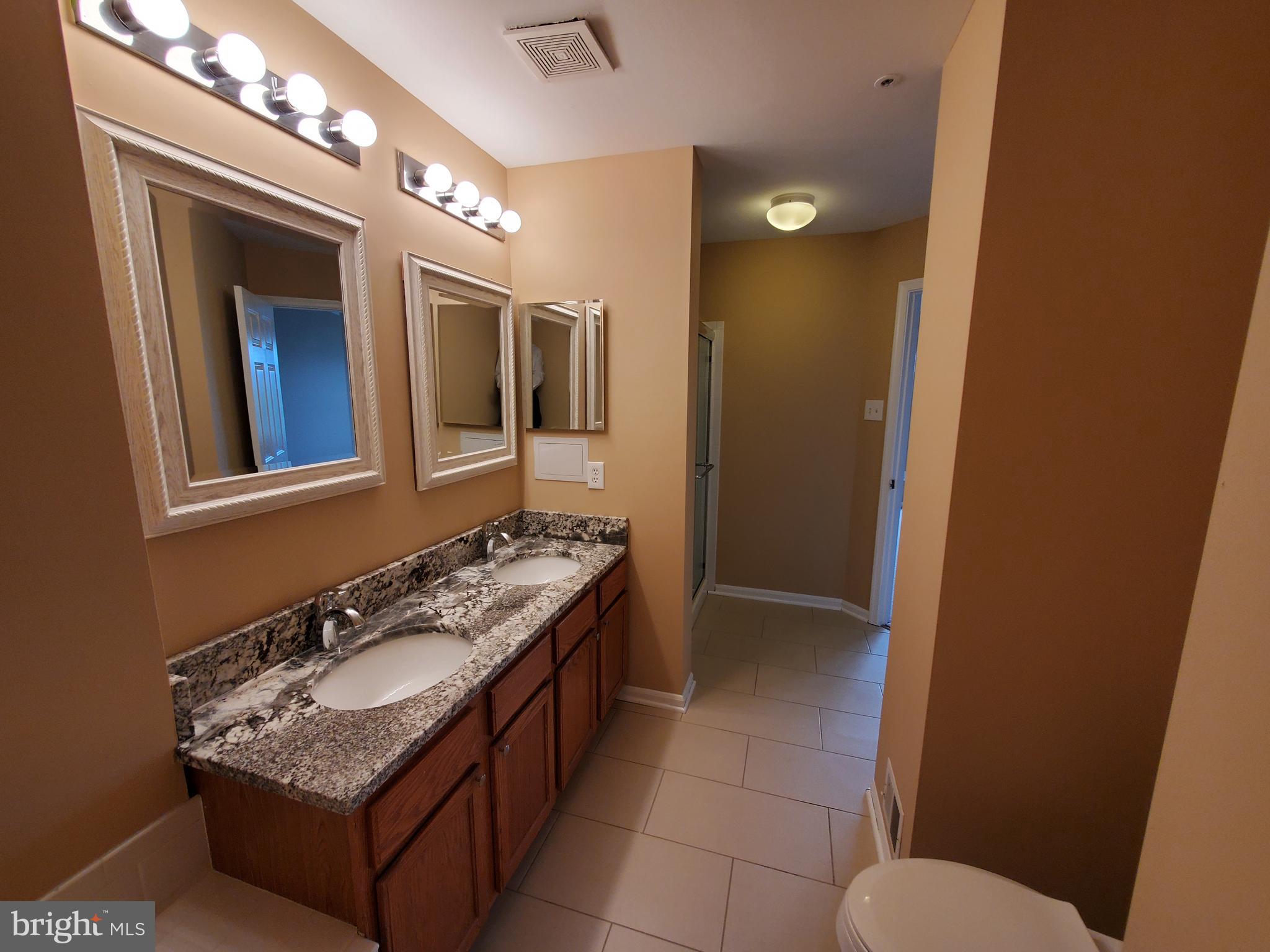 KINGSBROOK - Residential Lease