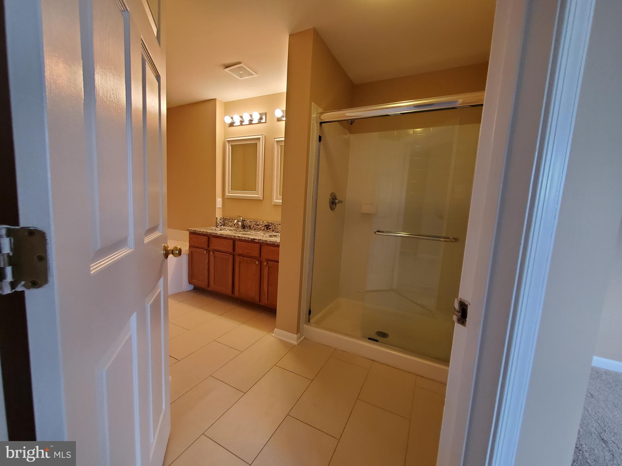 KINGSBROOK - Residential Lease