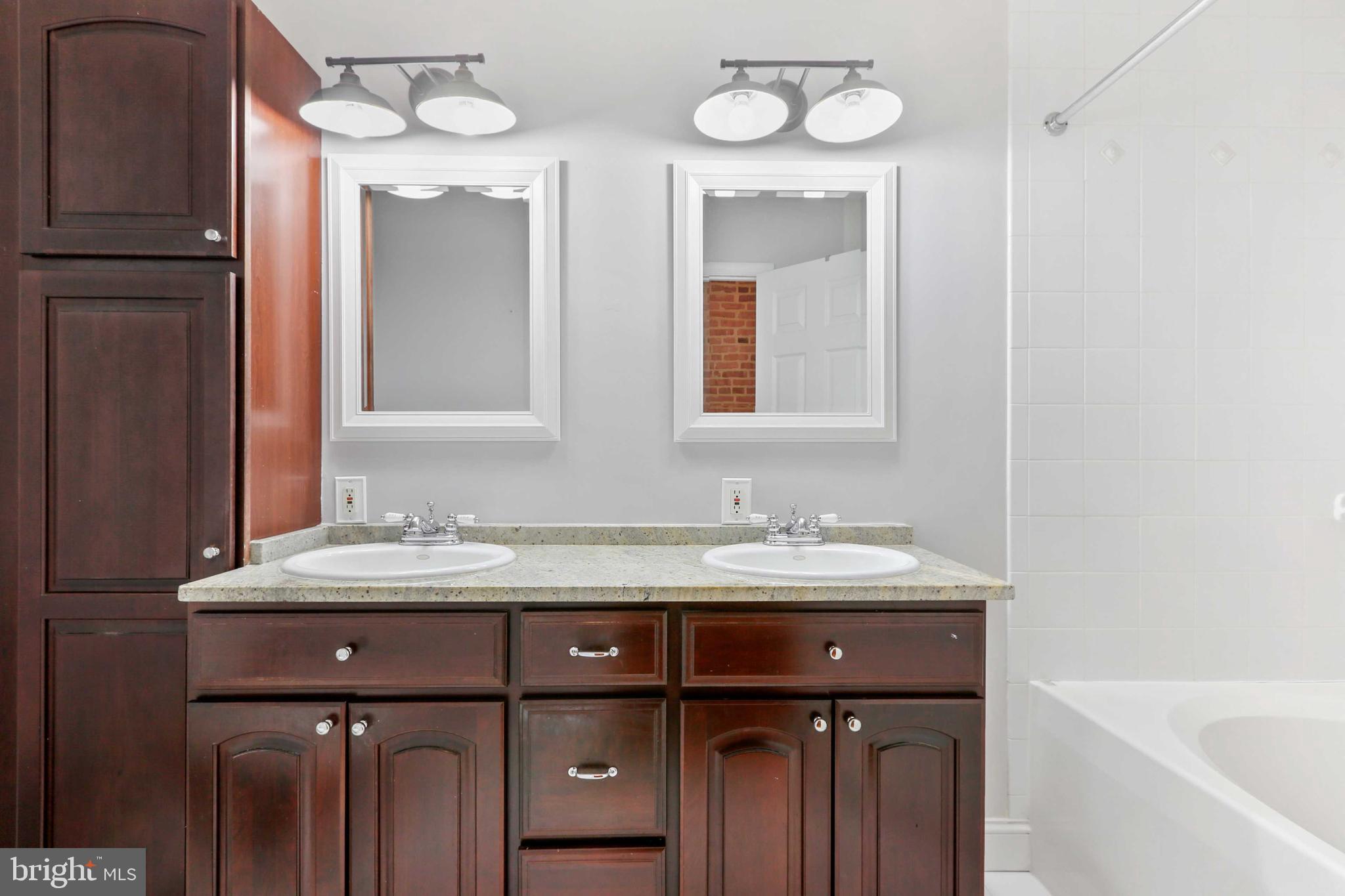 CANTON - Residential Lease