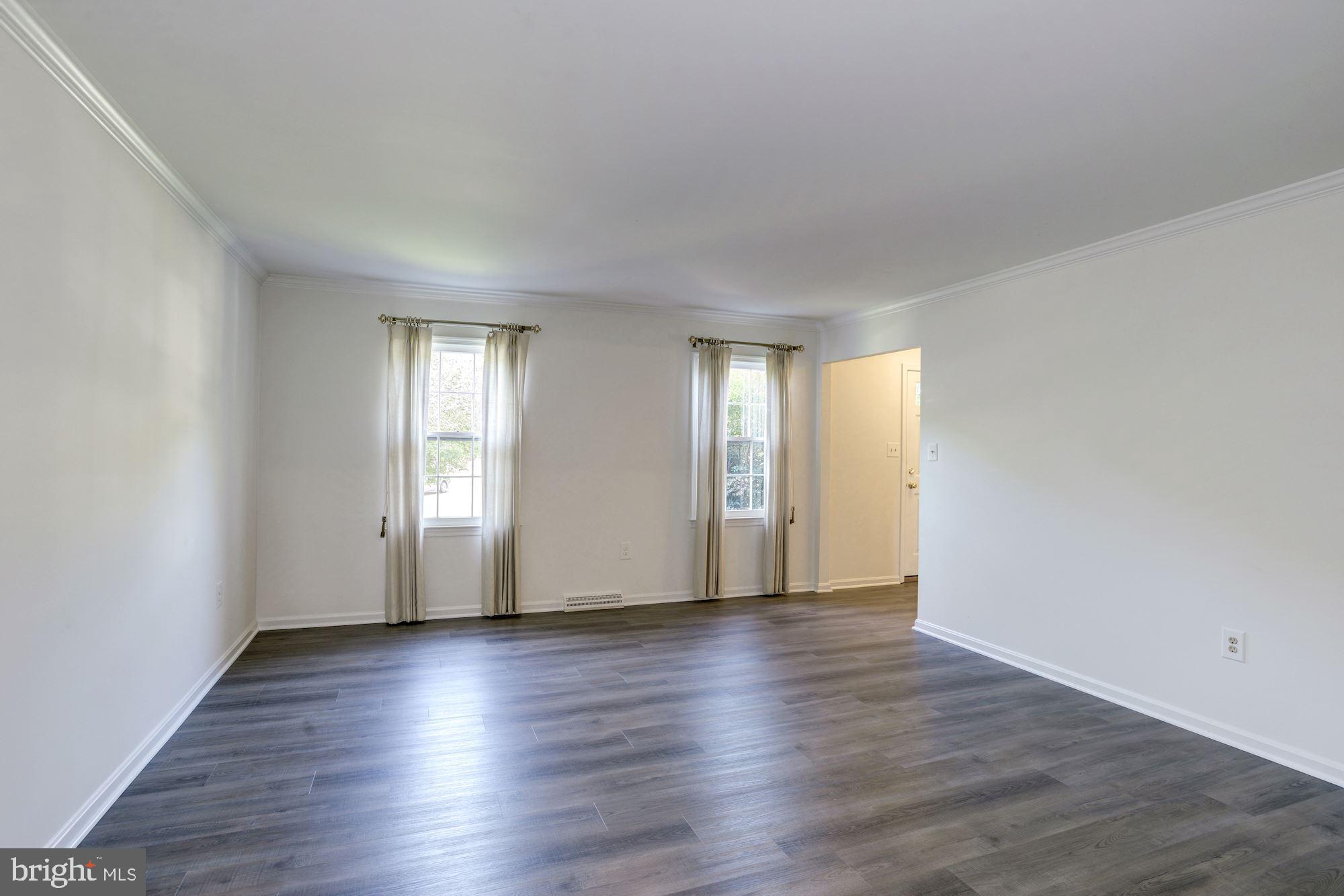 LAKEWOOD HILLS - Residential Lease