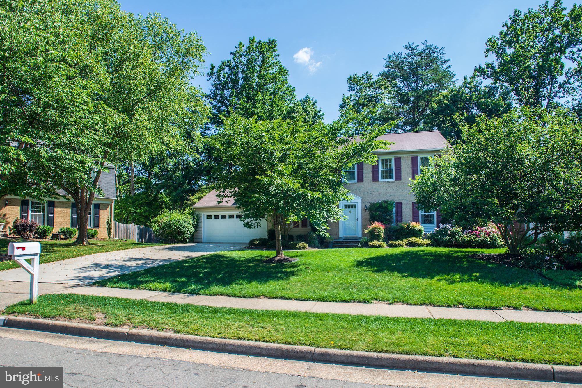 LAKEWOOD HILLS - Residential Lease