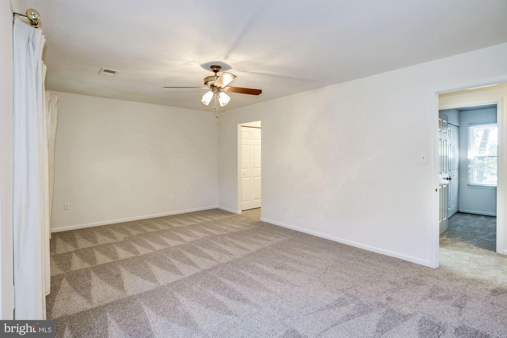 LAKEWOOD HILLS - Residential Lease