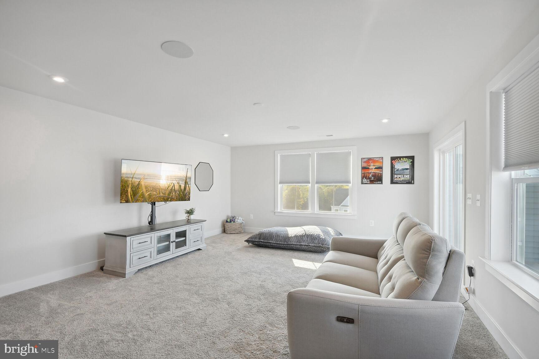 WOODBORNE PRESERVE - Residential