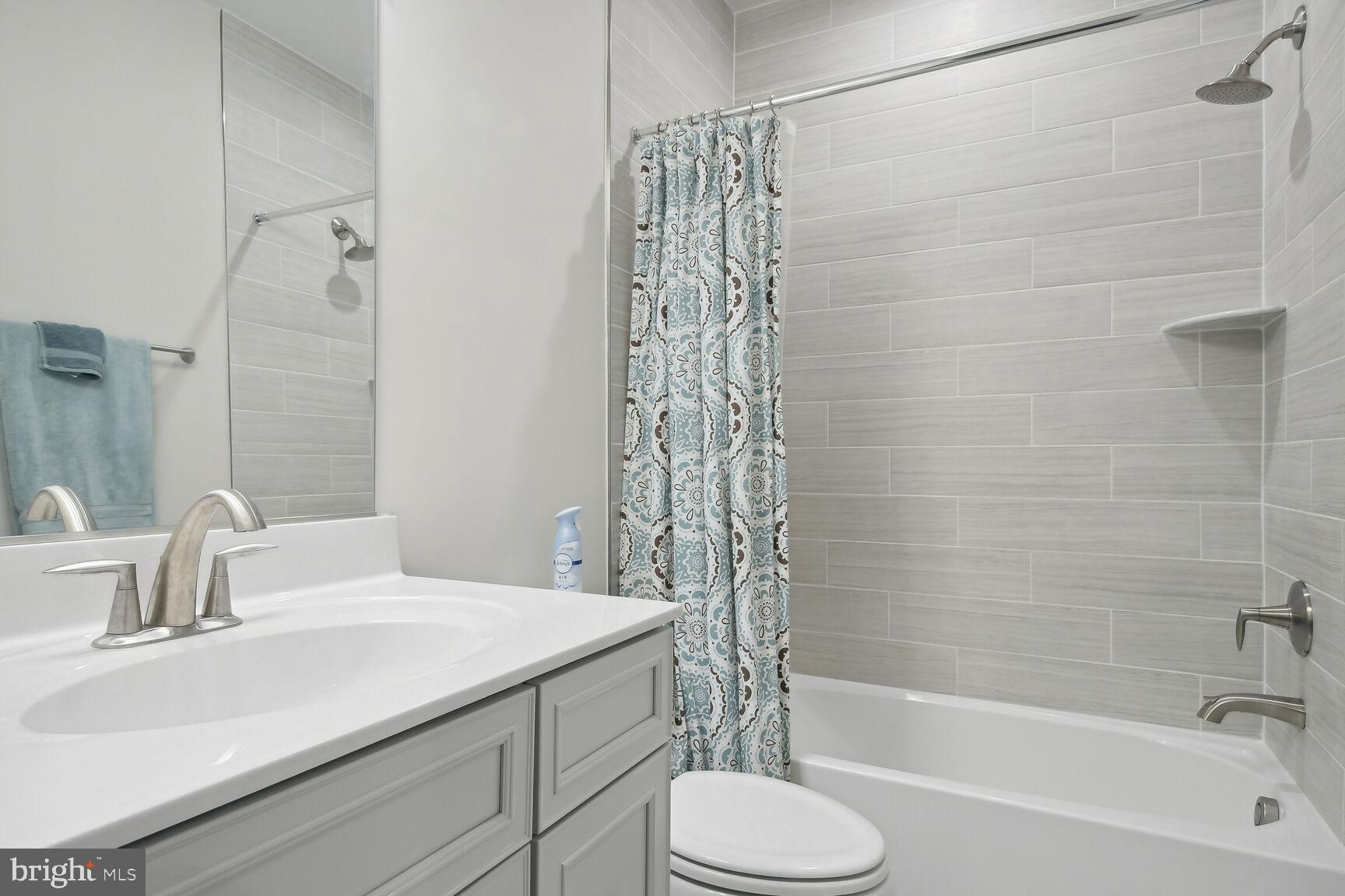 WOODBORNE PRESERVE - Residential