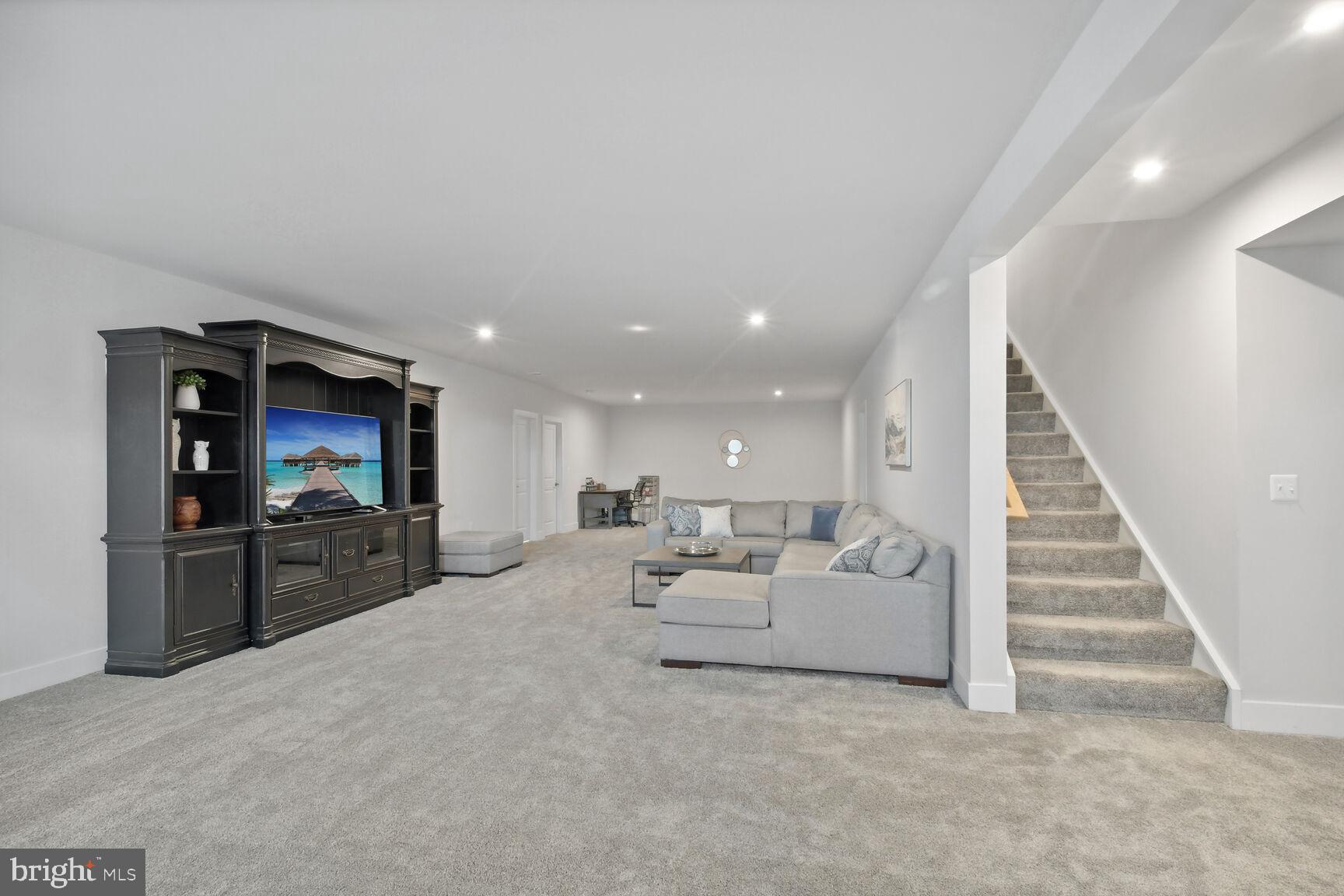 WOODBORNE PRESERVE - Residential