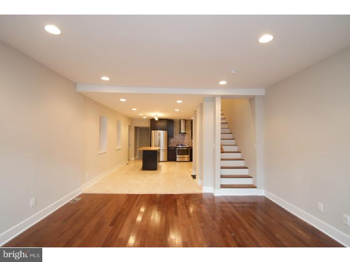 PORT RICHMOND - Residential