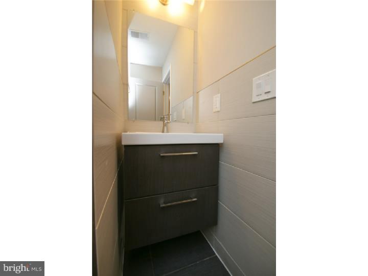 PORT RICHMOND - Residential
