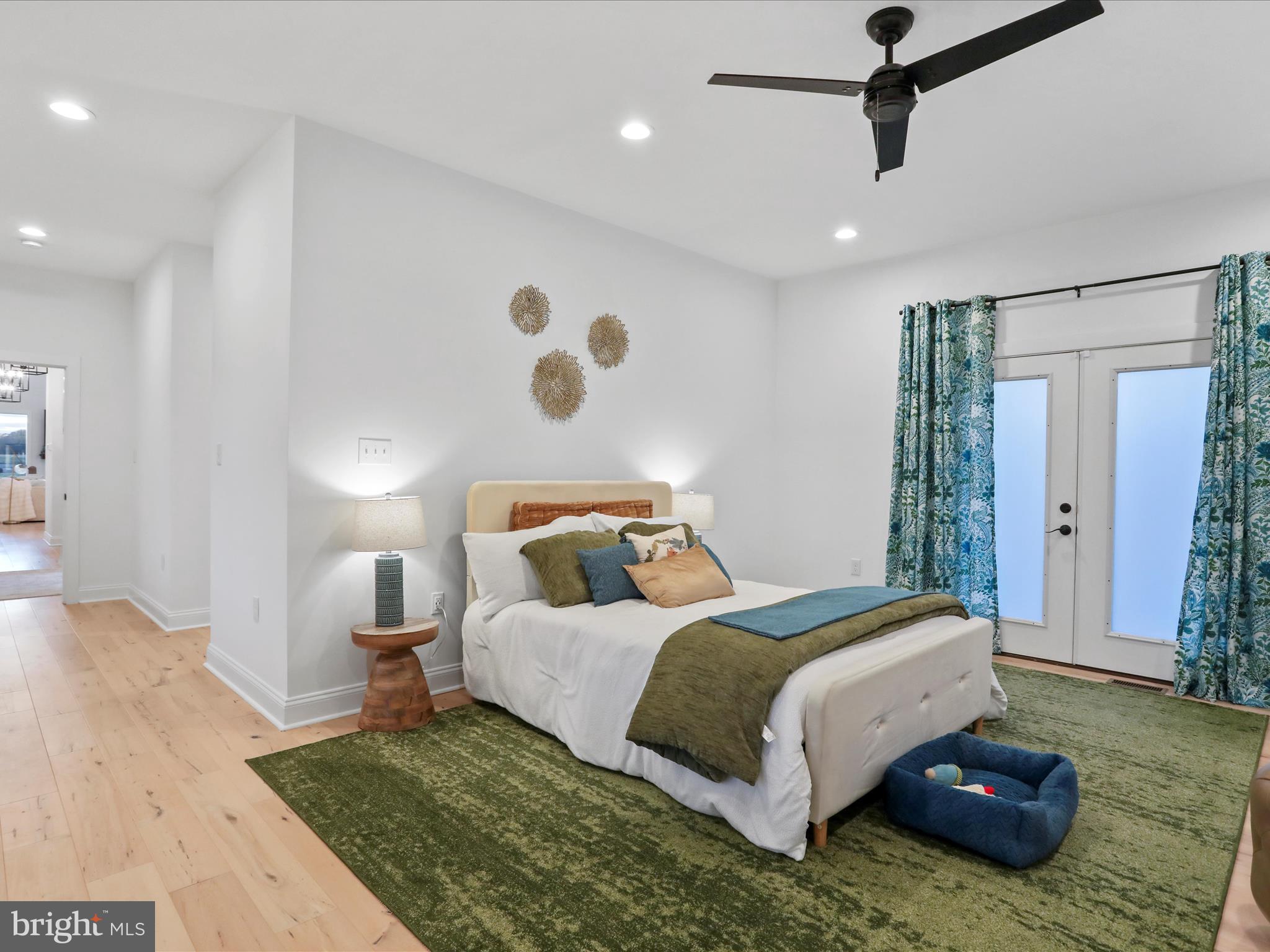 MOUNTAIN VISTA FARMS - Residential