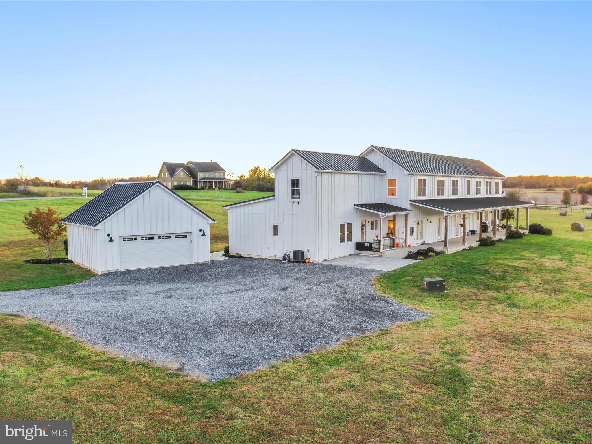 MOUNTAIN VISTA FARMS - Residential