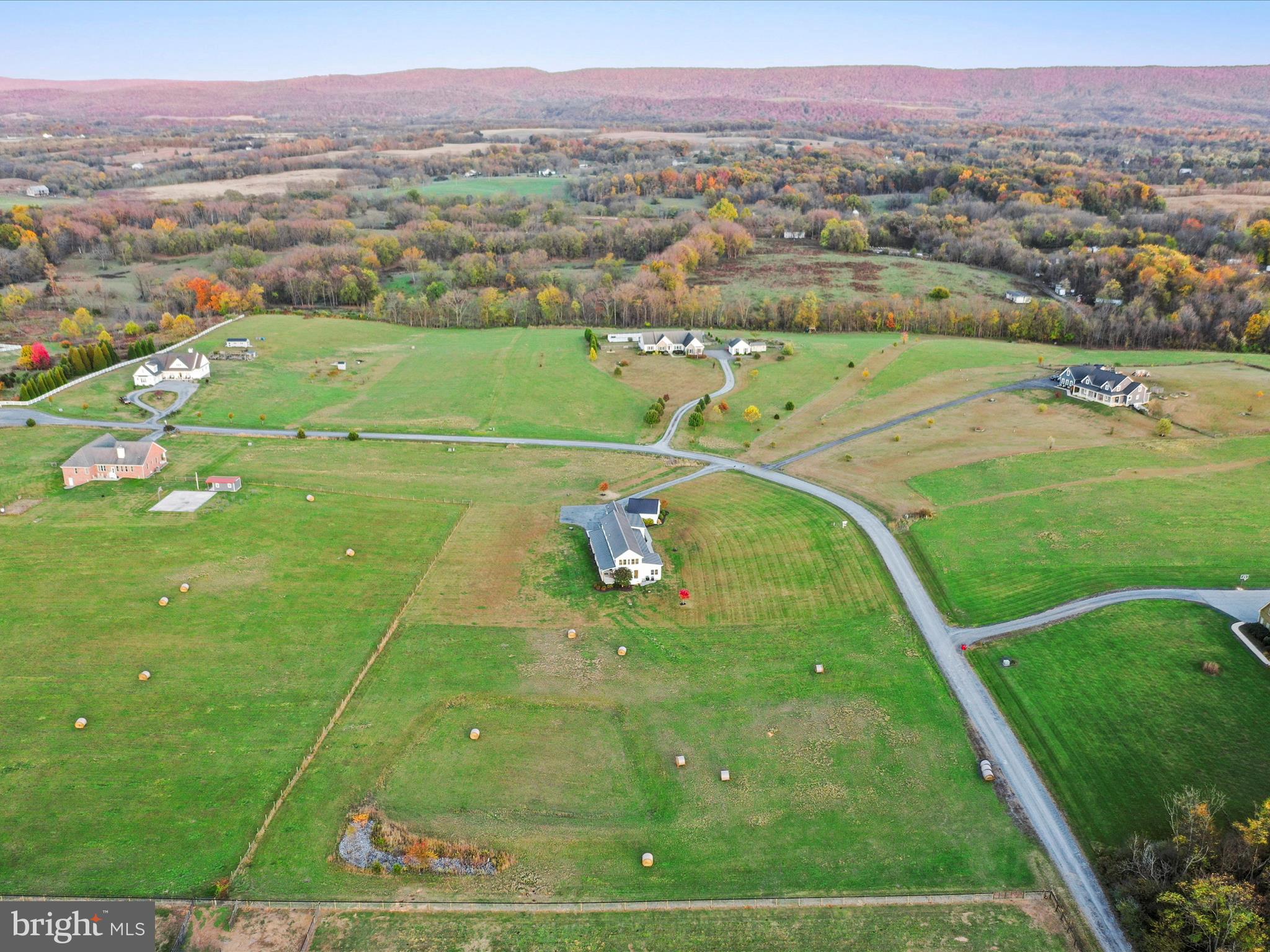 MOUNTAIN VISTA FARMS - Residential