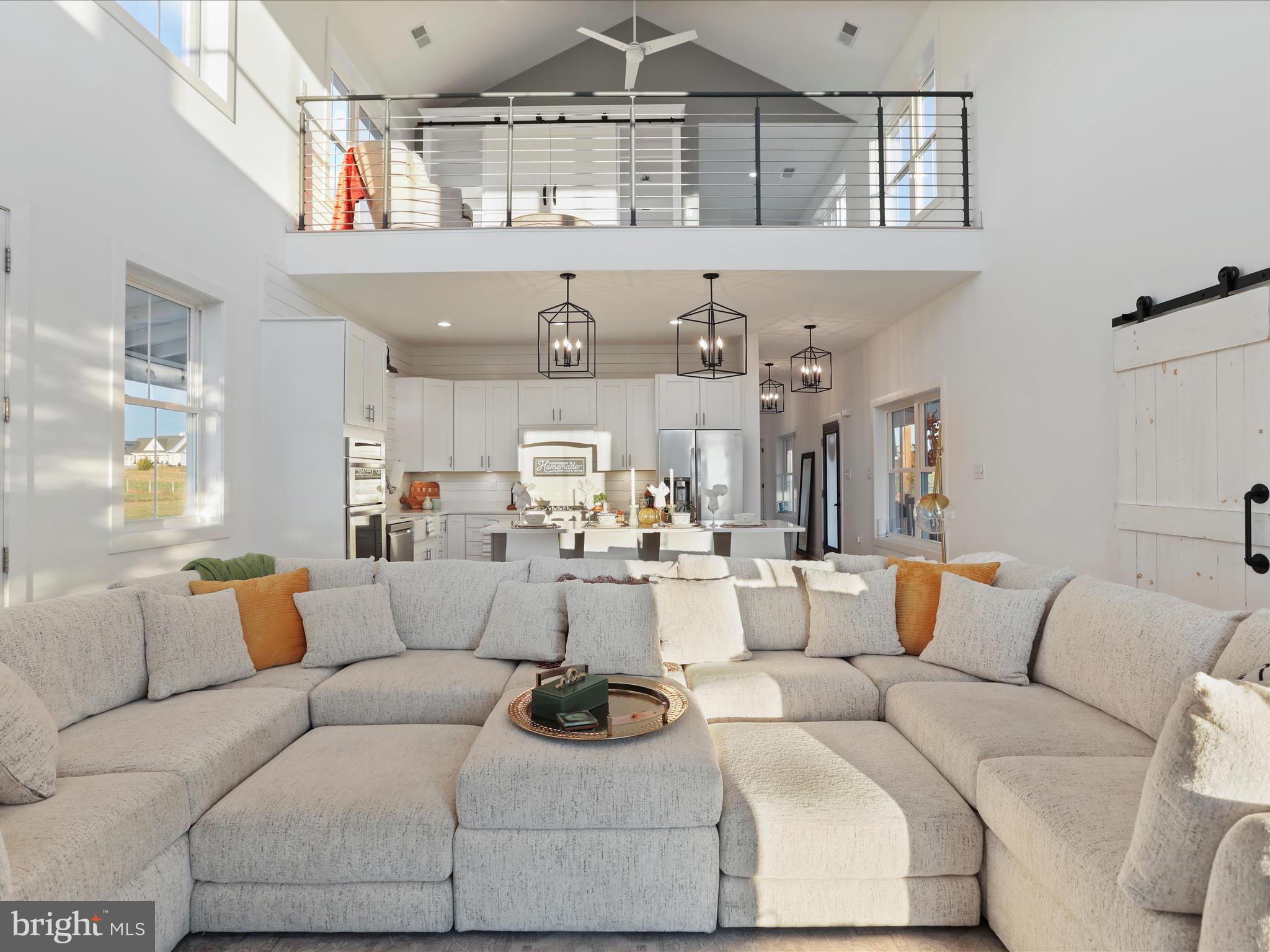 MOUNTAIN VISTA FARMS - Residential