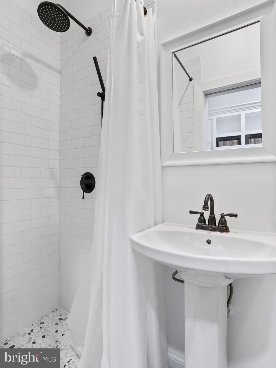 MOUNTAIN VISTA FARMS - Residential