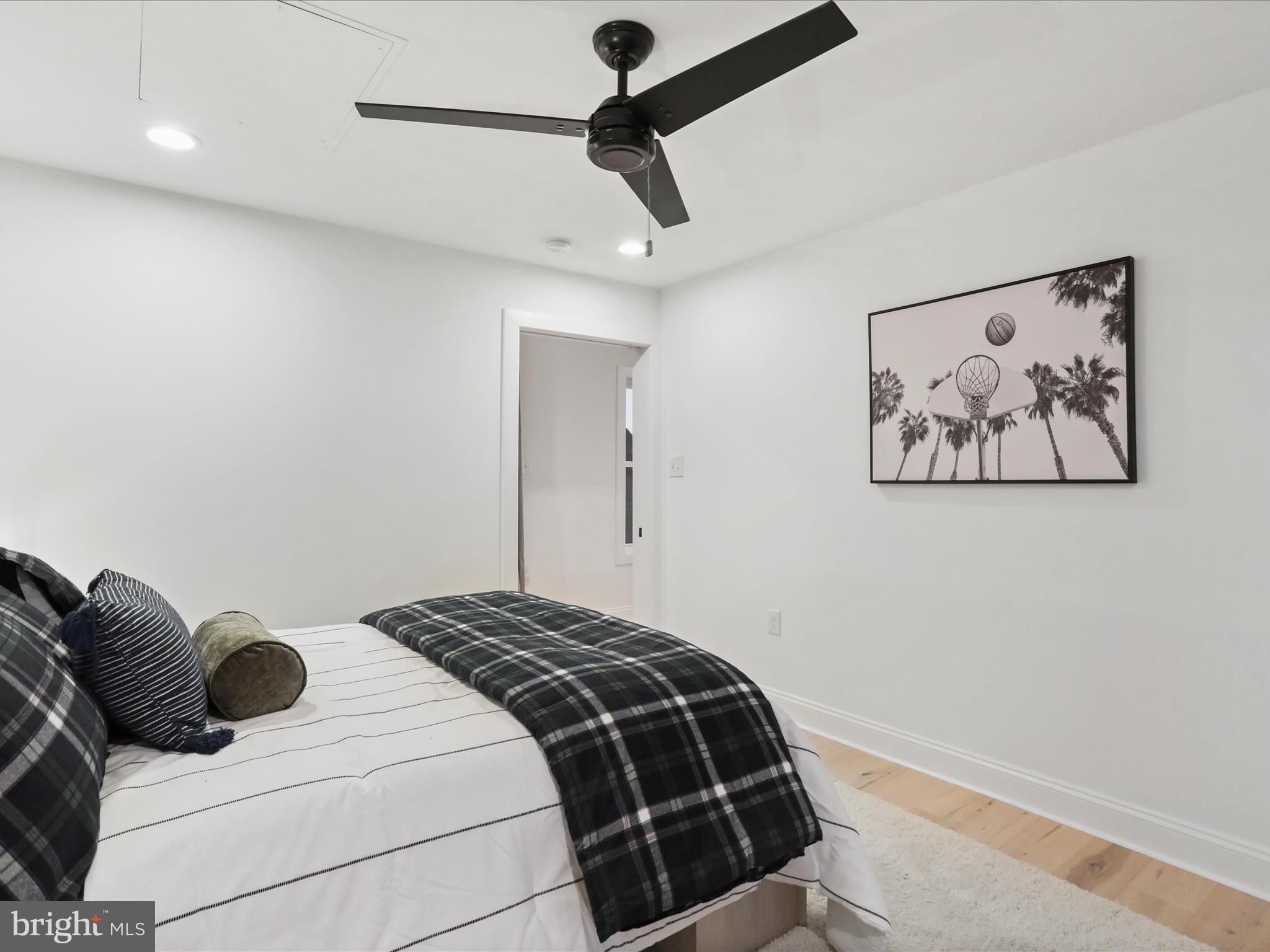 MOUNTAIN VISTA FARMS - Residential