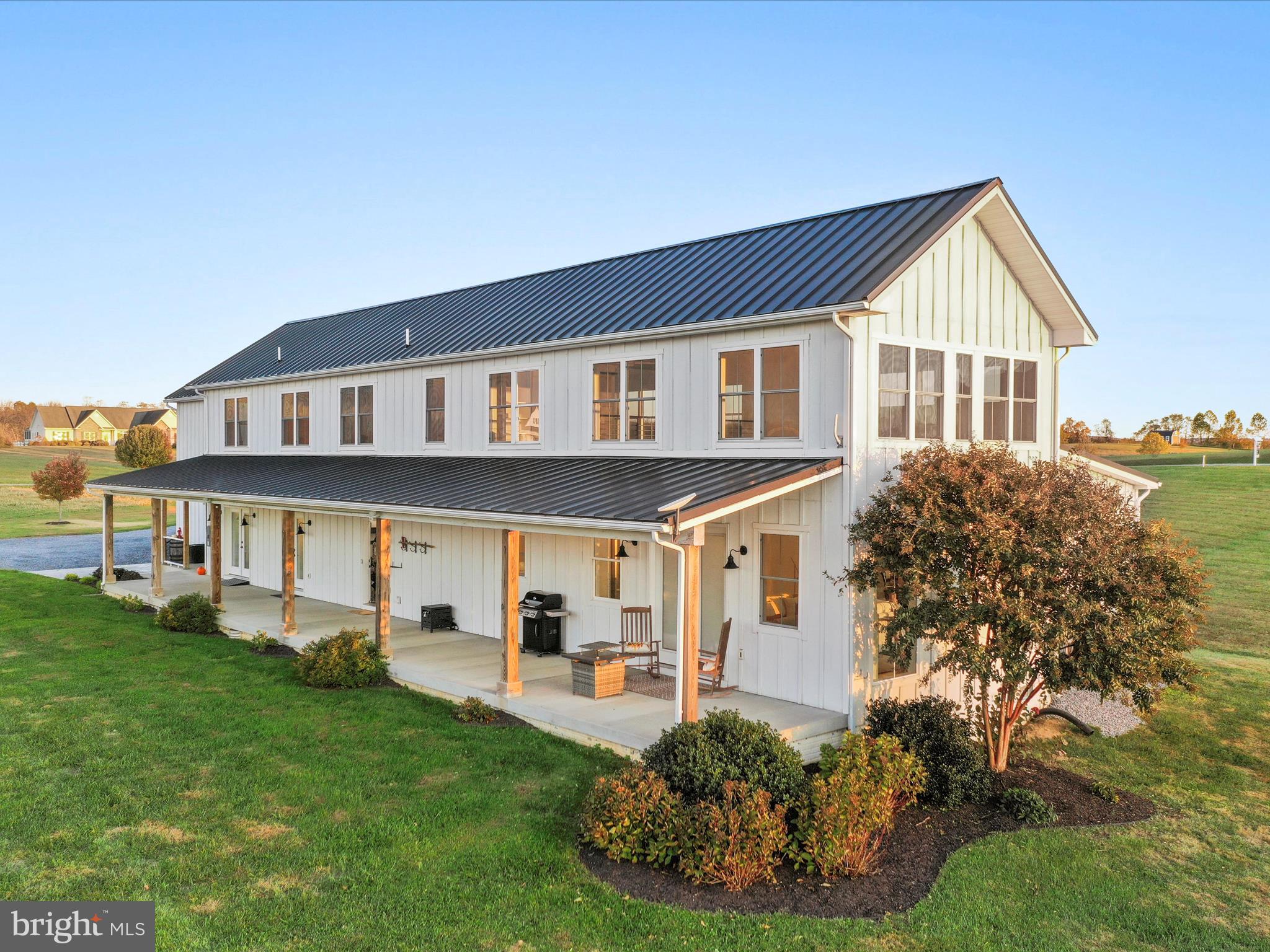 MOUNTAIN VISTA FARMS - Residential