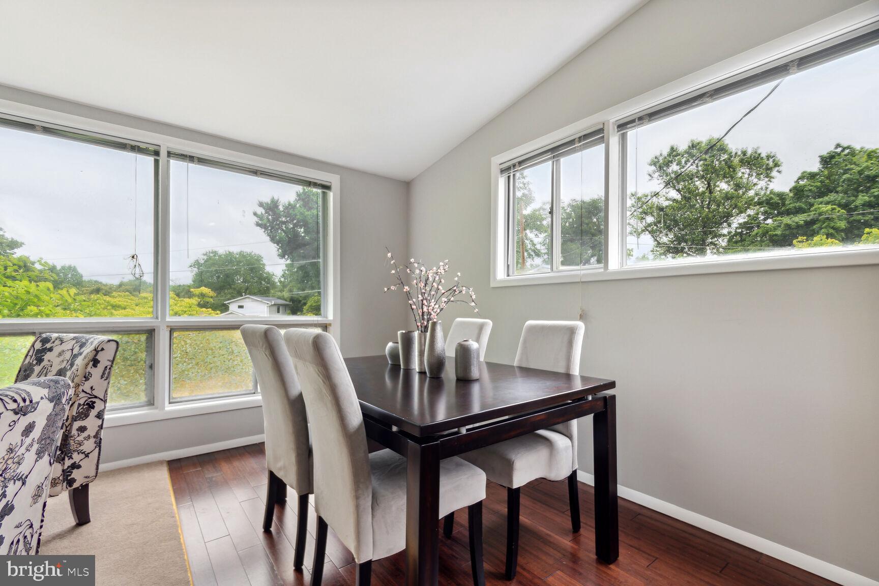 ROCK CREEK PALISADES - Residential