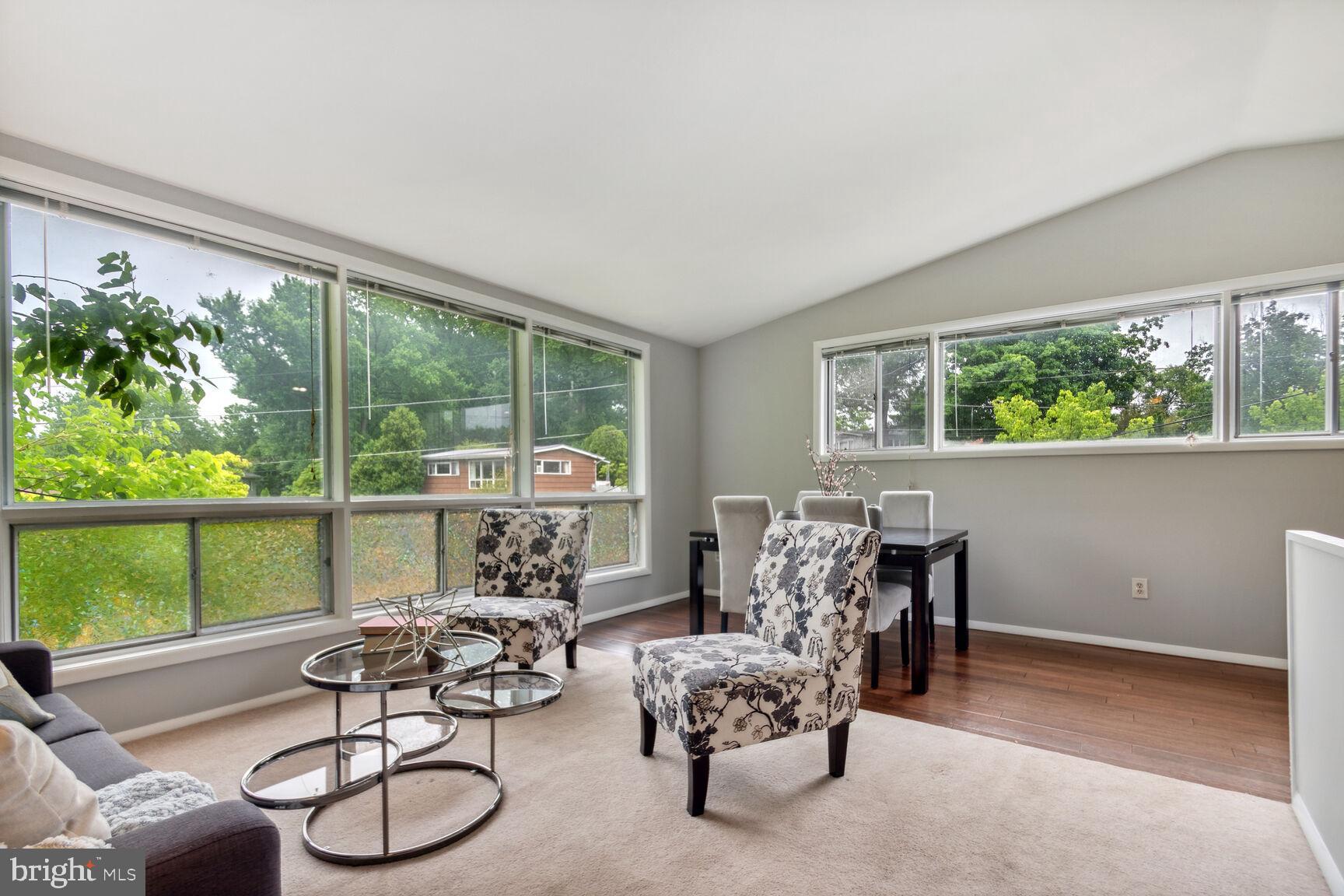 ROCK CREEK PALISADES - Residential