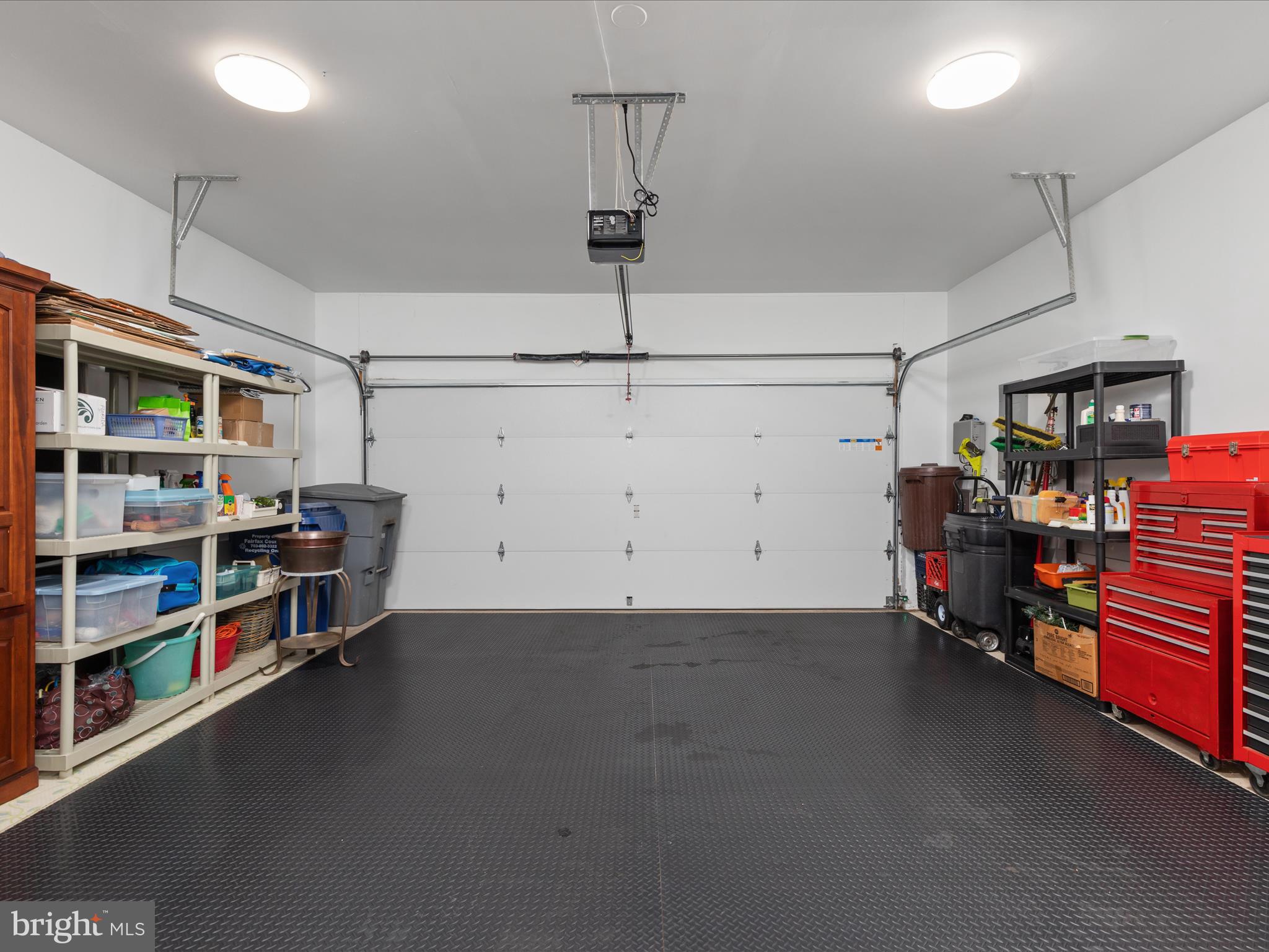 MCLEAN VILLAGE - Residential