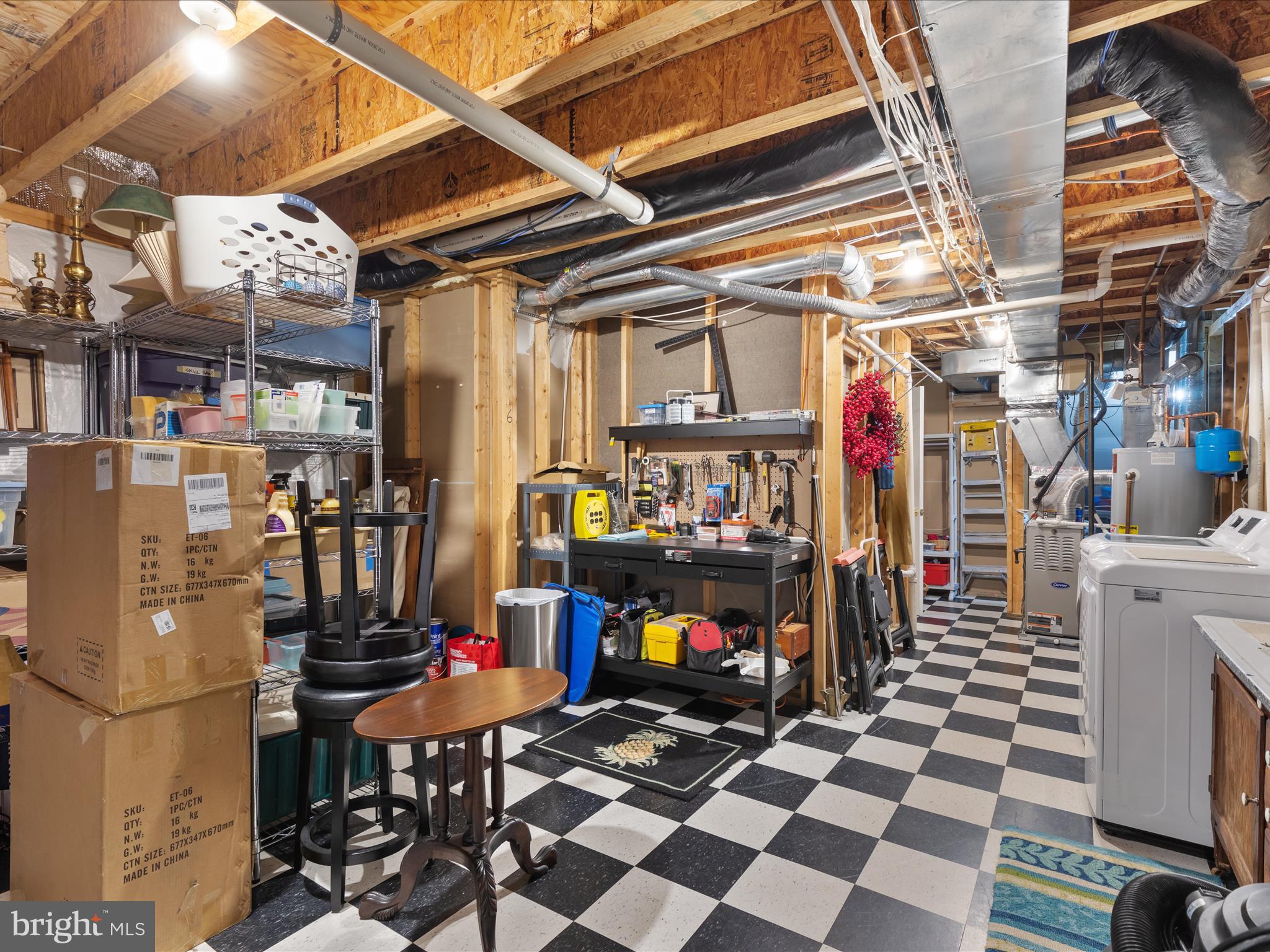 MCLEAN VILLAGE - Residential