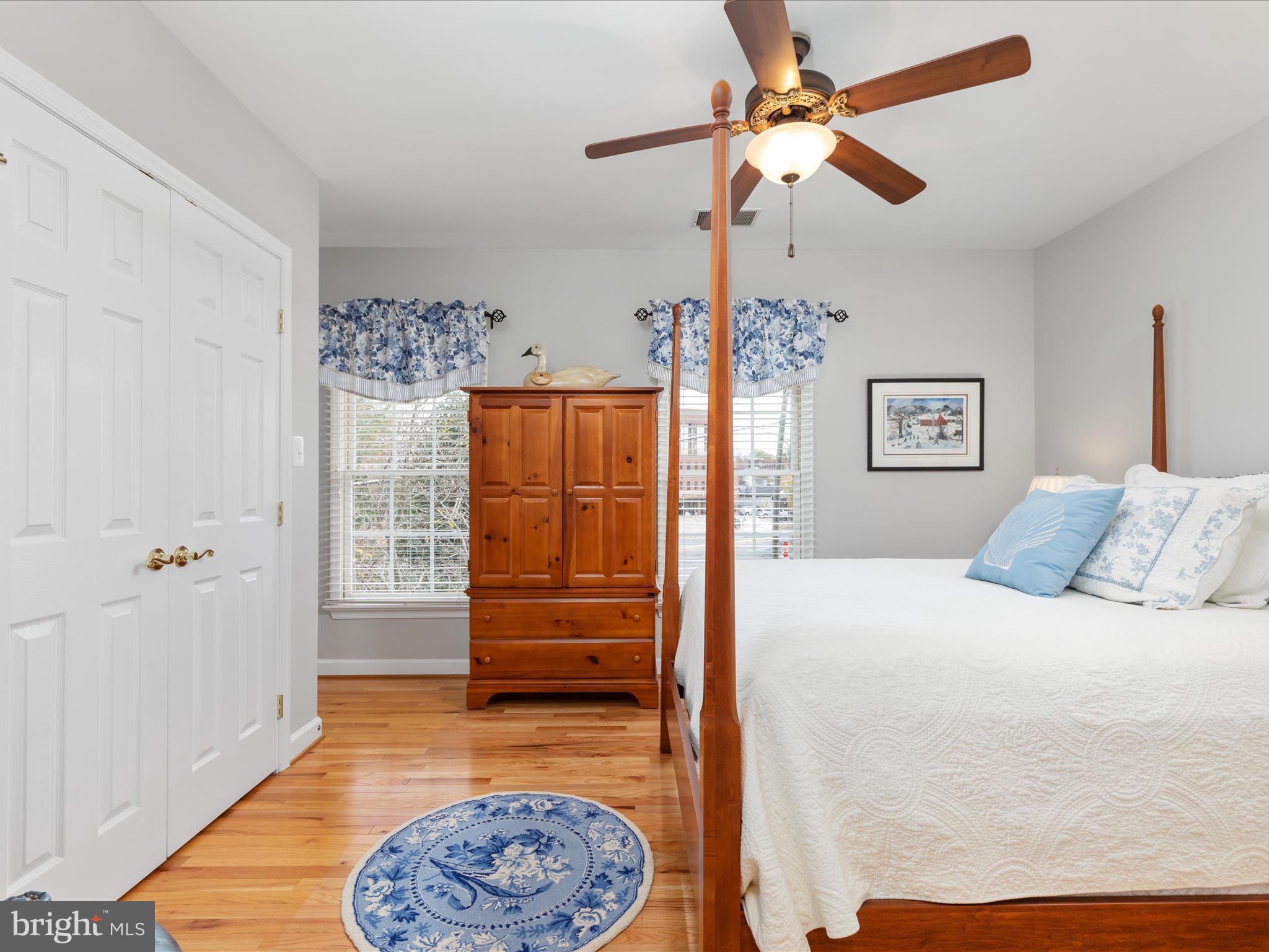 MCLEAN VILLAGE - Residential