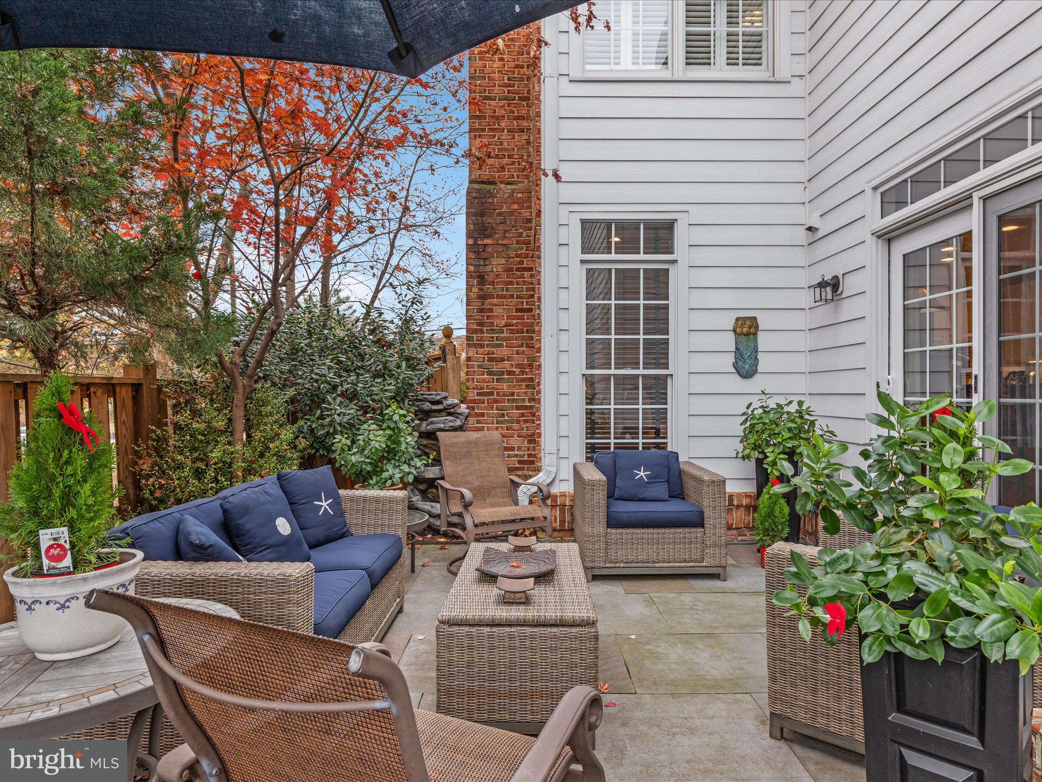 MCLEAN VILLAGE - Residential