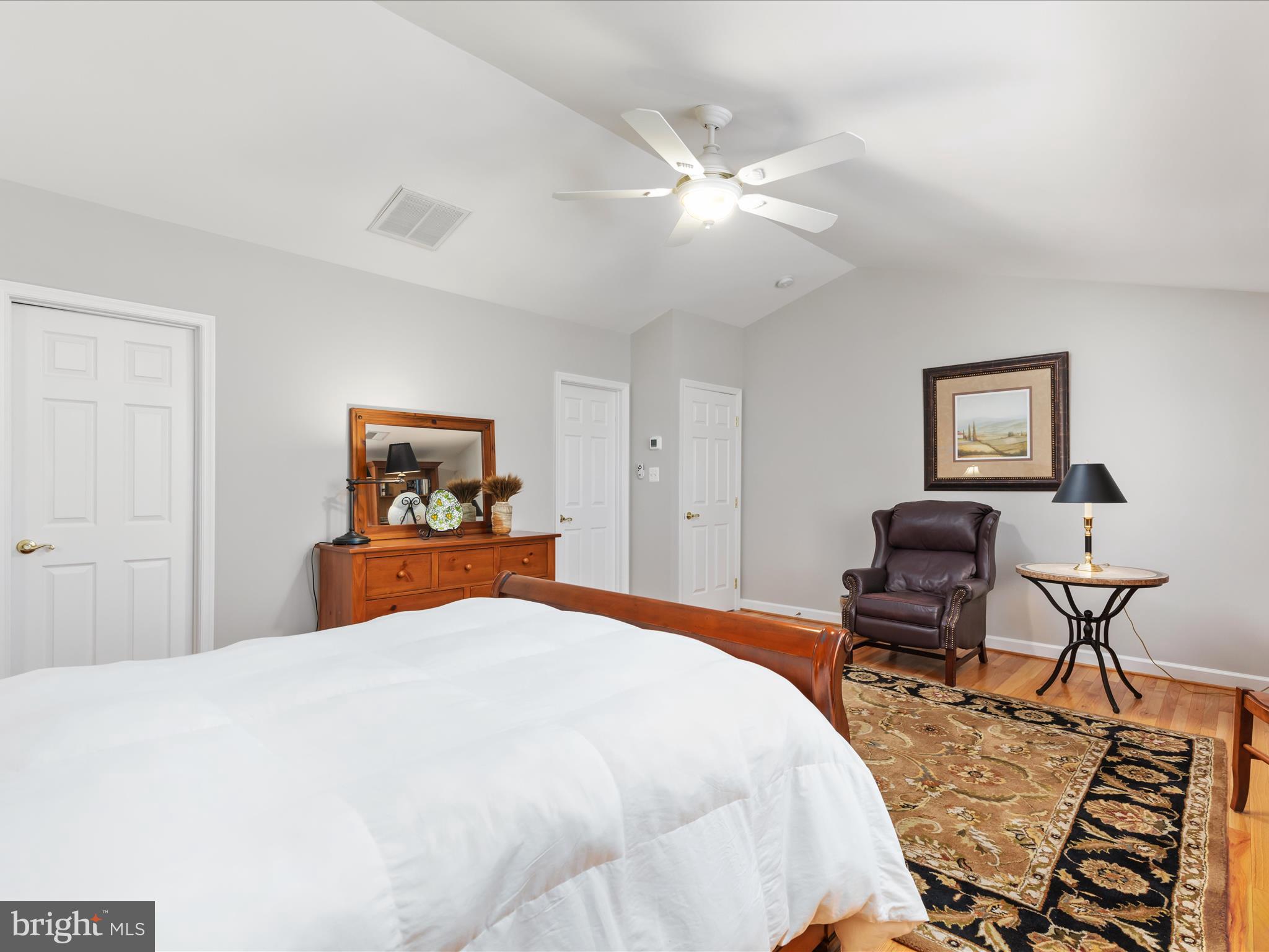 MCLEAN VILLAGE - Residential