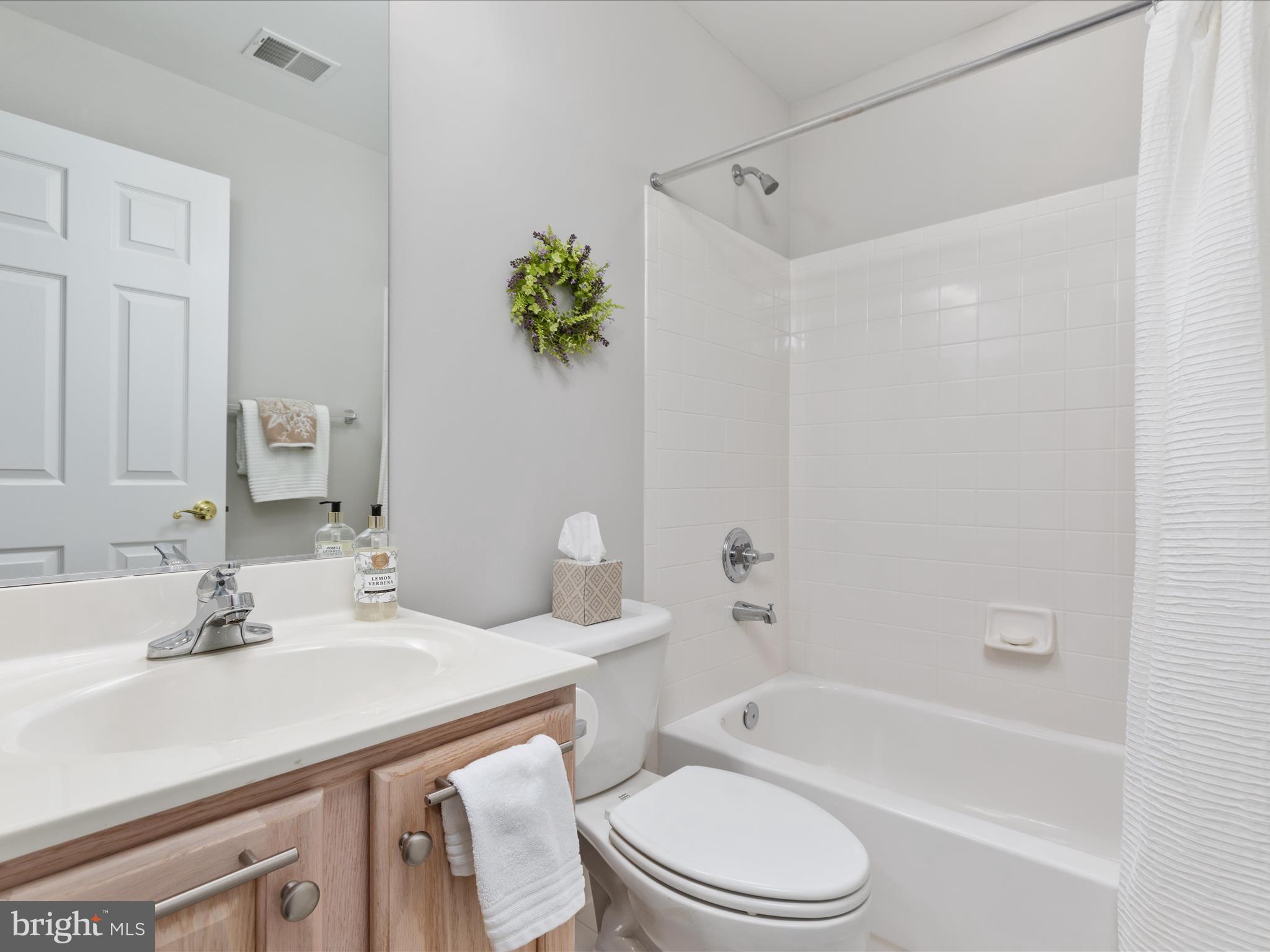 MCLEAN VILLAGE - Residential