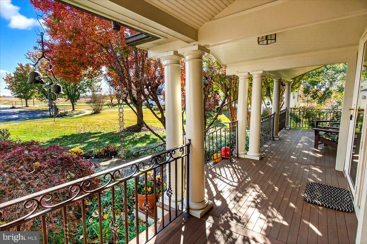 HUNTERS RUN - Residential