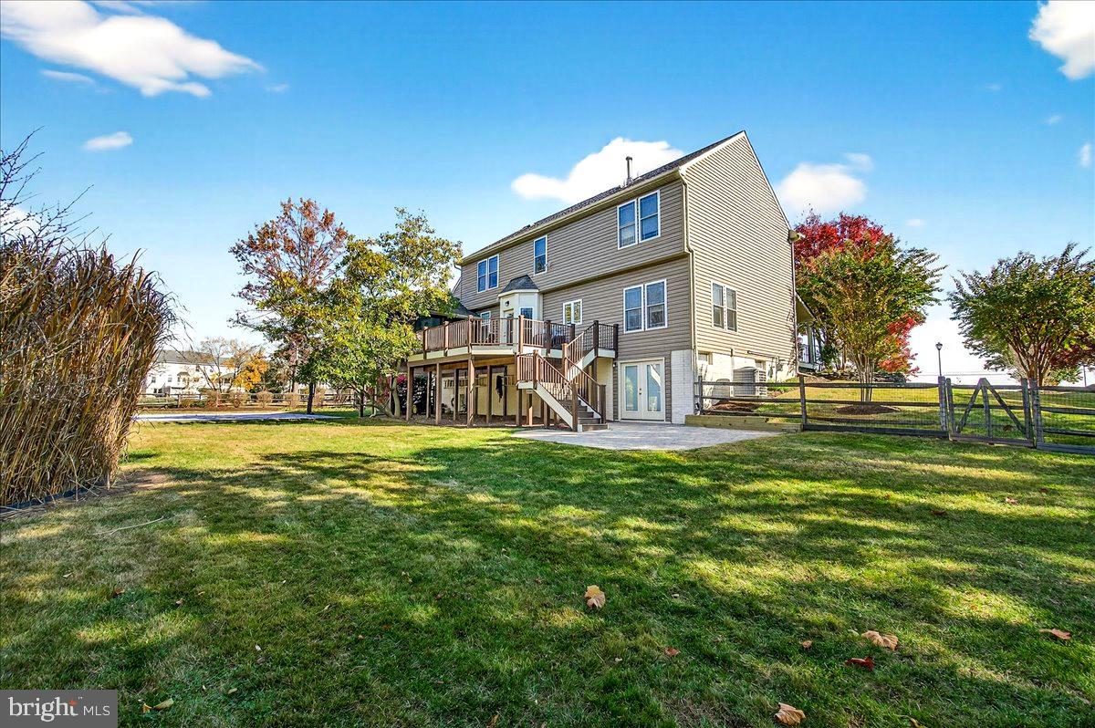 HUNTERS RUN - Residential