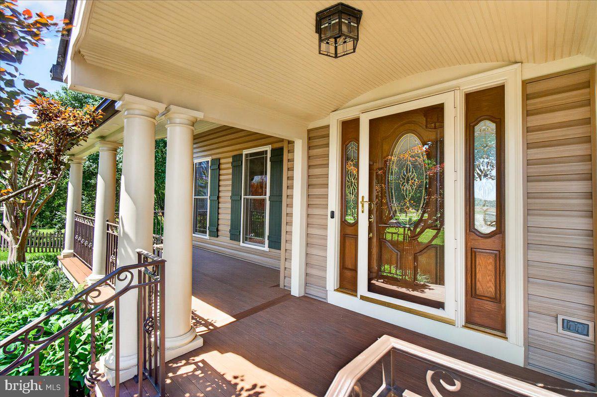 HUNTERS RUN - Residential