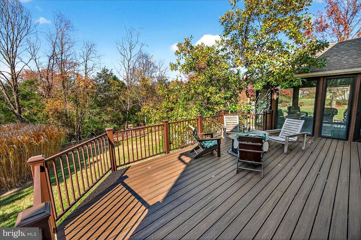 HUNTERS RUN - Residential