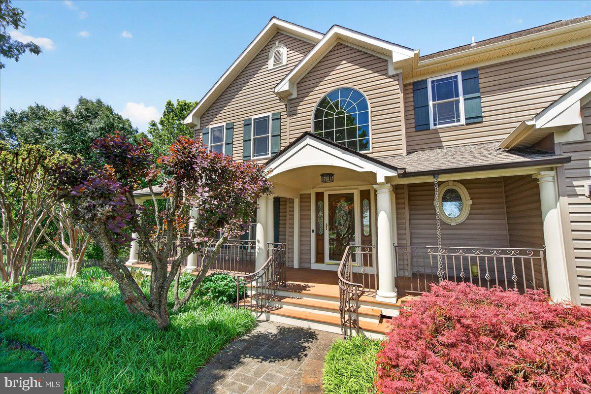 HUNTERS RUN - Residential