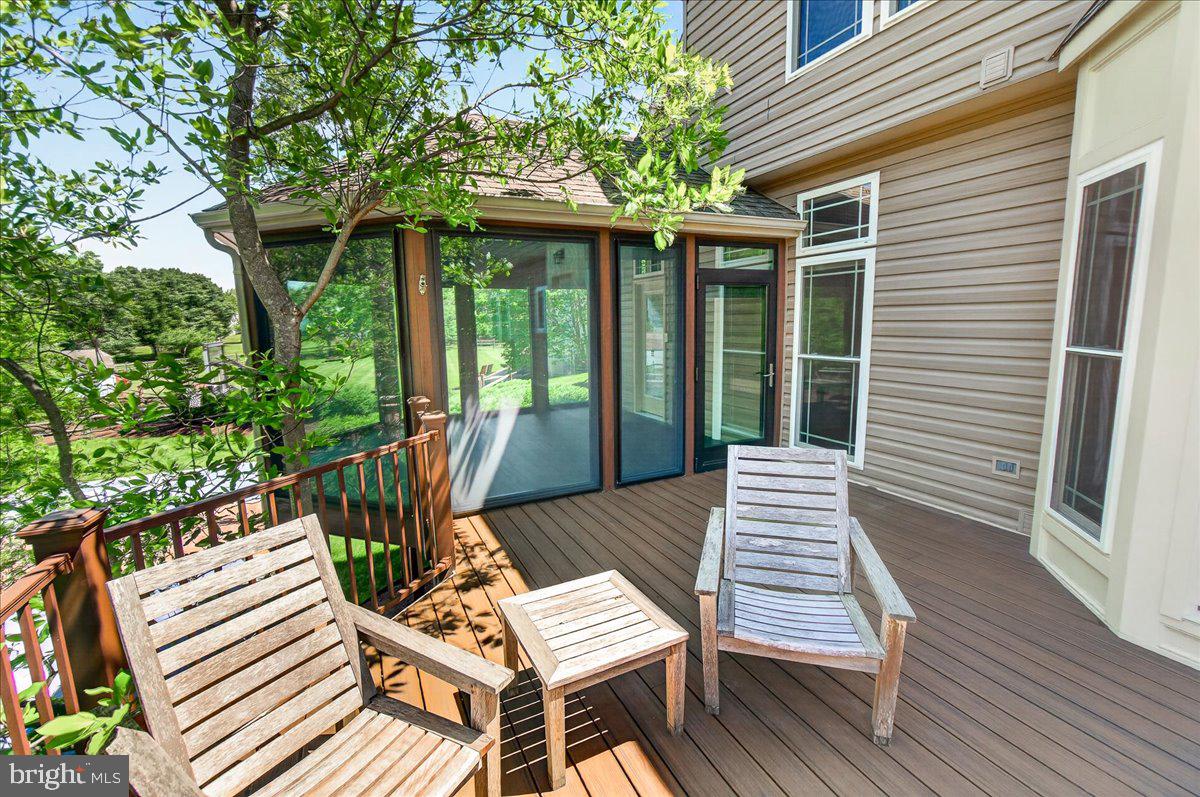 HUNTERS RUN - Residential