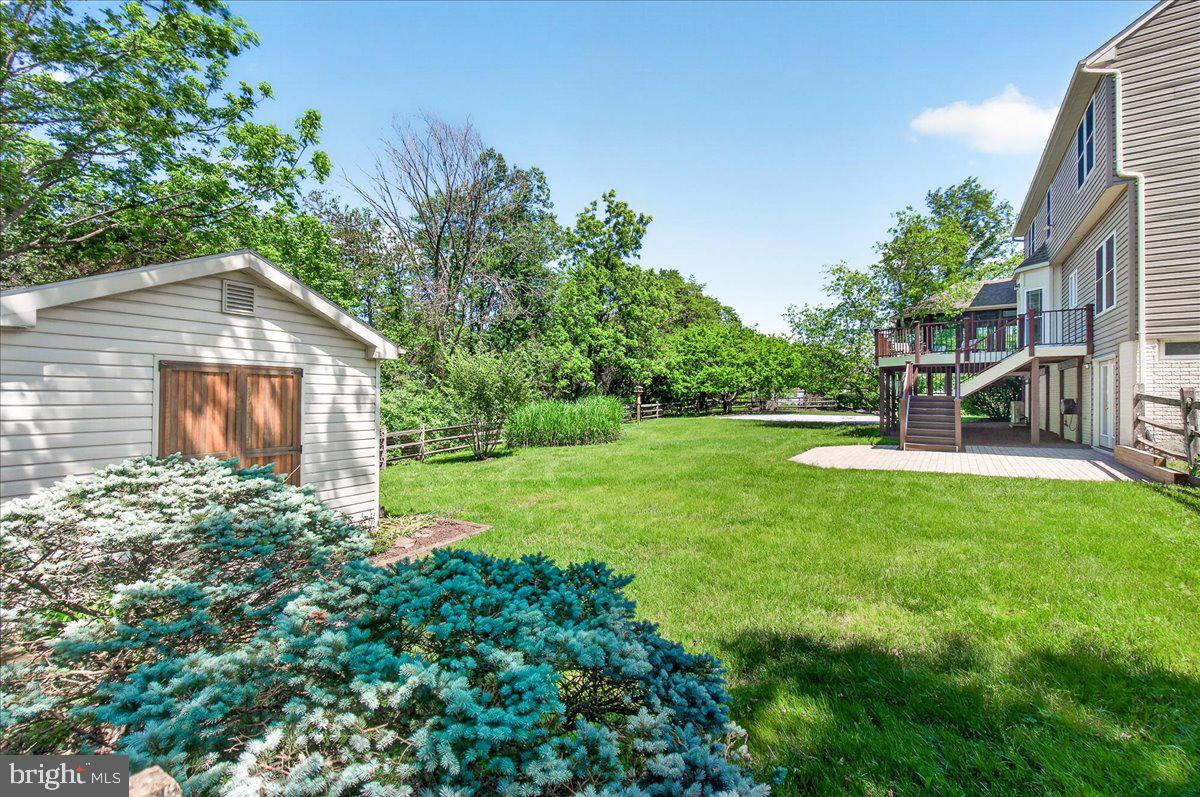 HUNTERS RUN - Residential