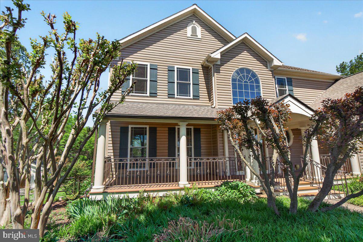HUNTERS RUN - Residential